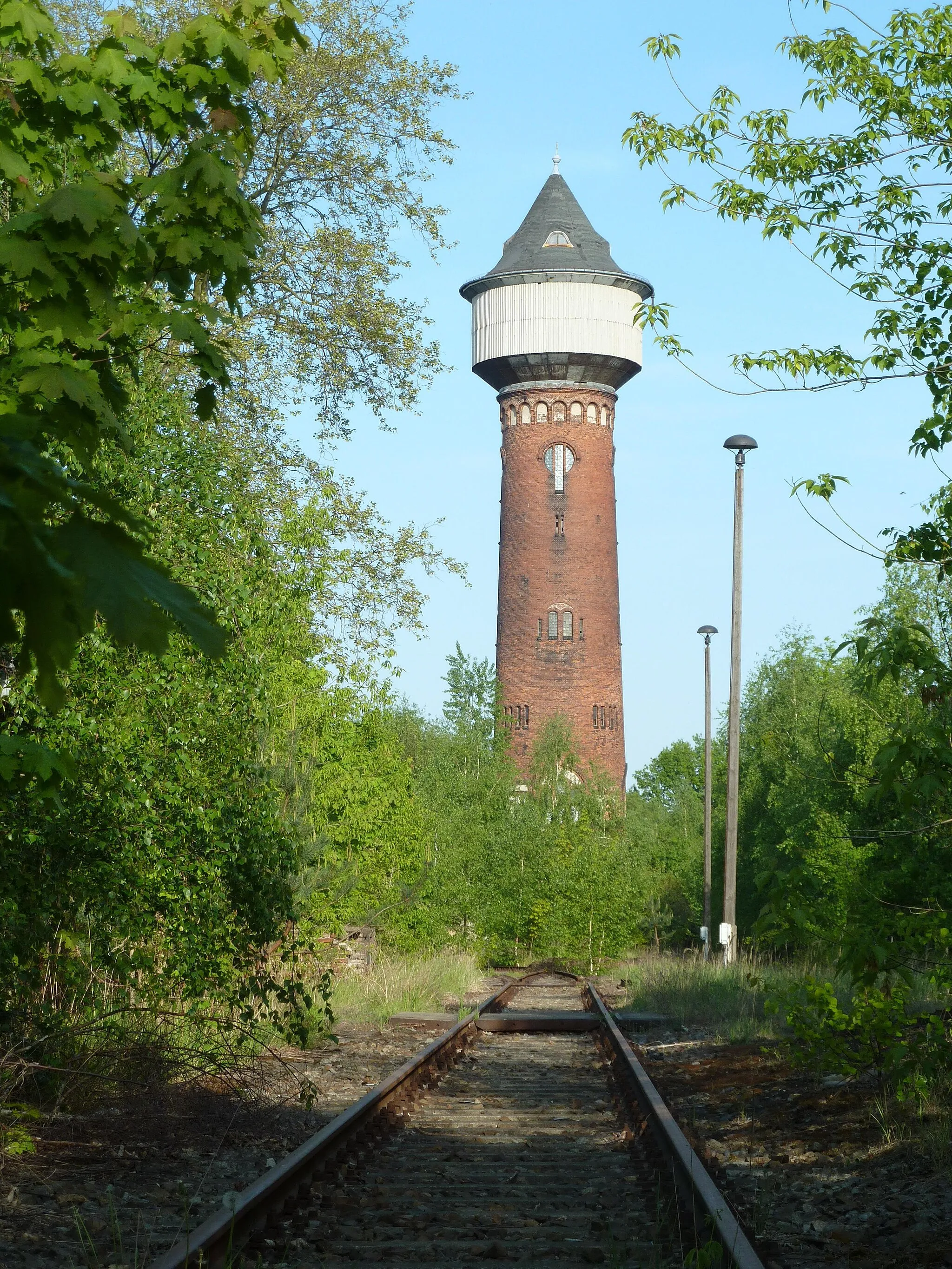 Photo showing: Wustermark Rangierbahnhof, water tower