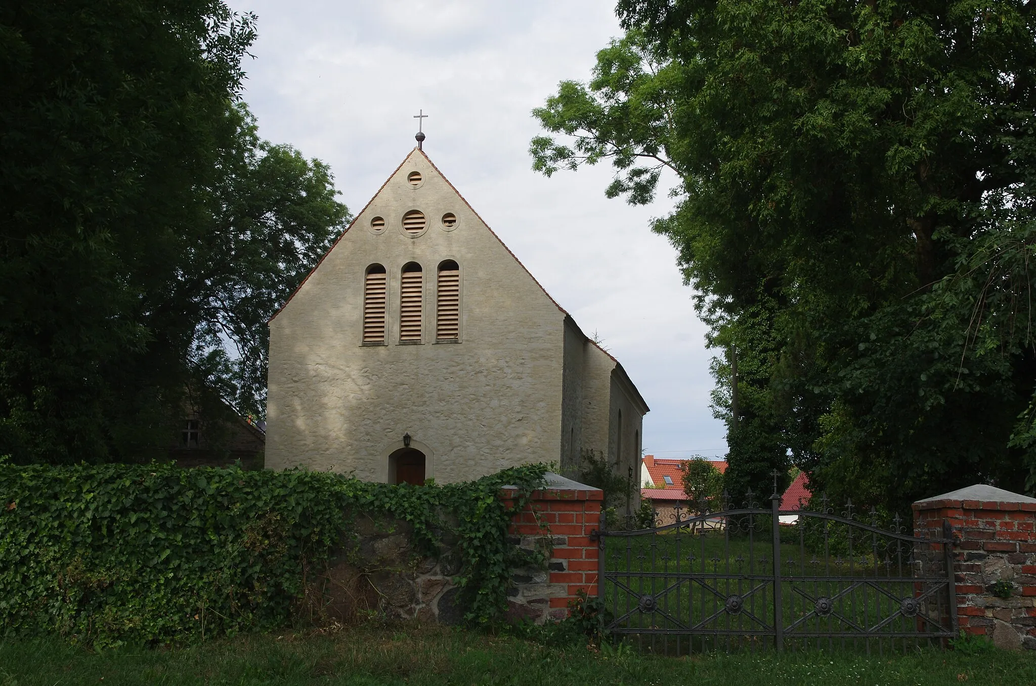 Photo showing: Wriezen in Brandenburg. Die Kirche in Biesdorf steht unter Denkmalschutz.