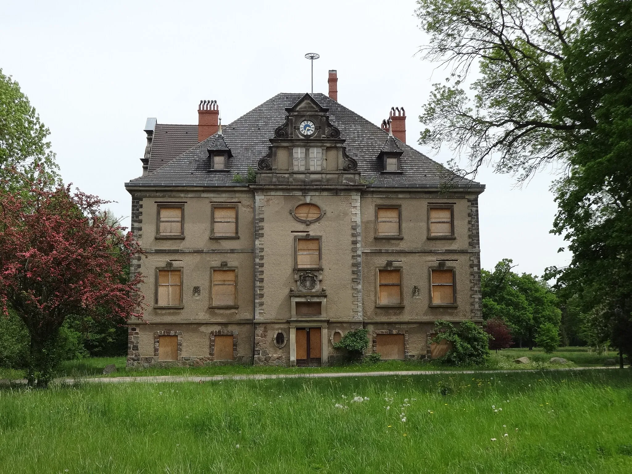 Photo showing: Neues und altes Schloss in Baruth/Mark mit einem von Lenné geplanten Schlosspark