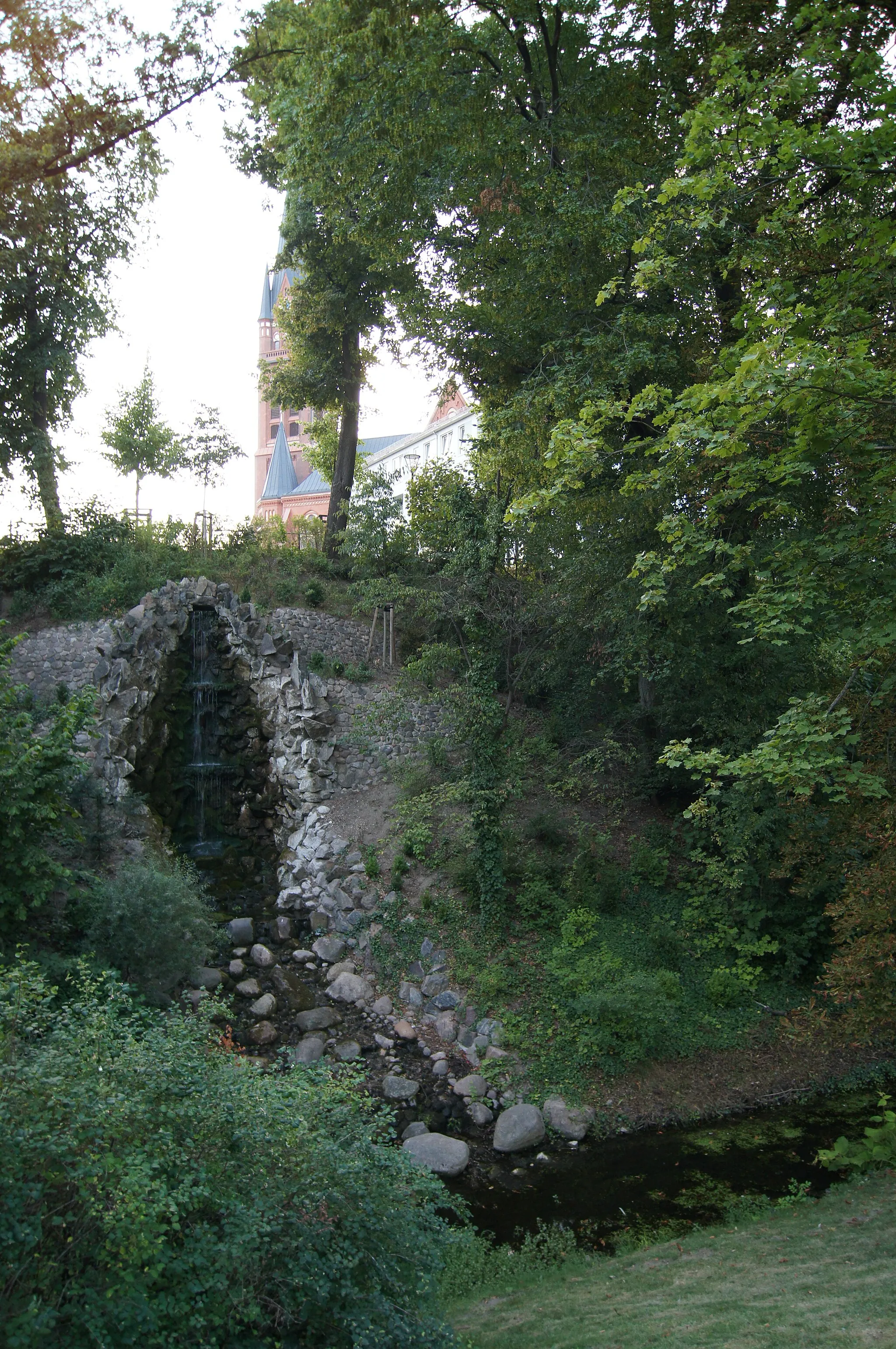 Photo showing: Cascade at Lennépark Frankfurt (Oder)