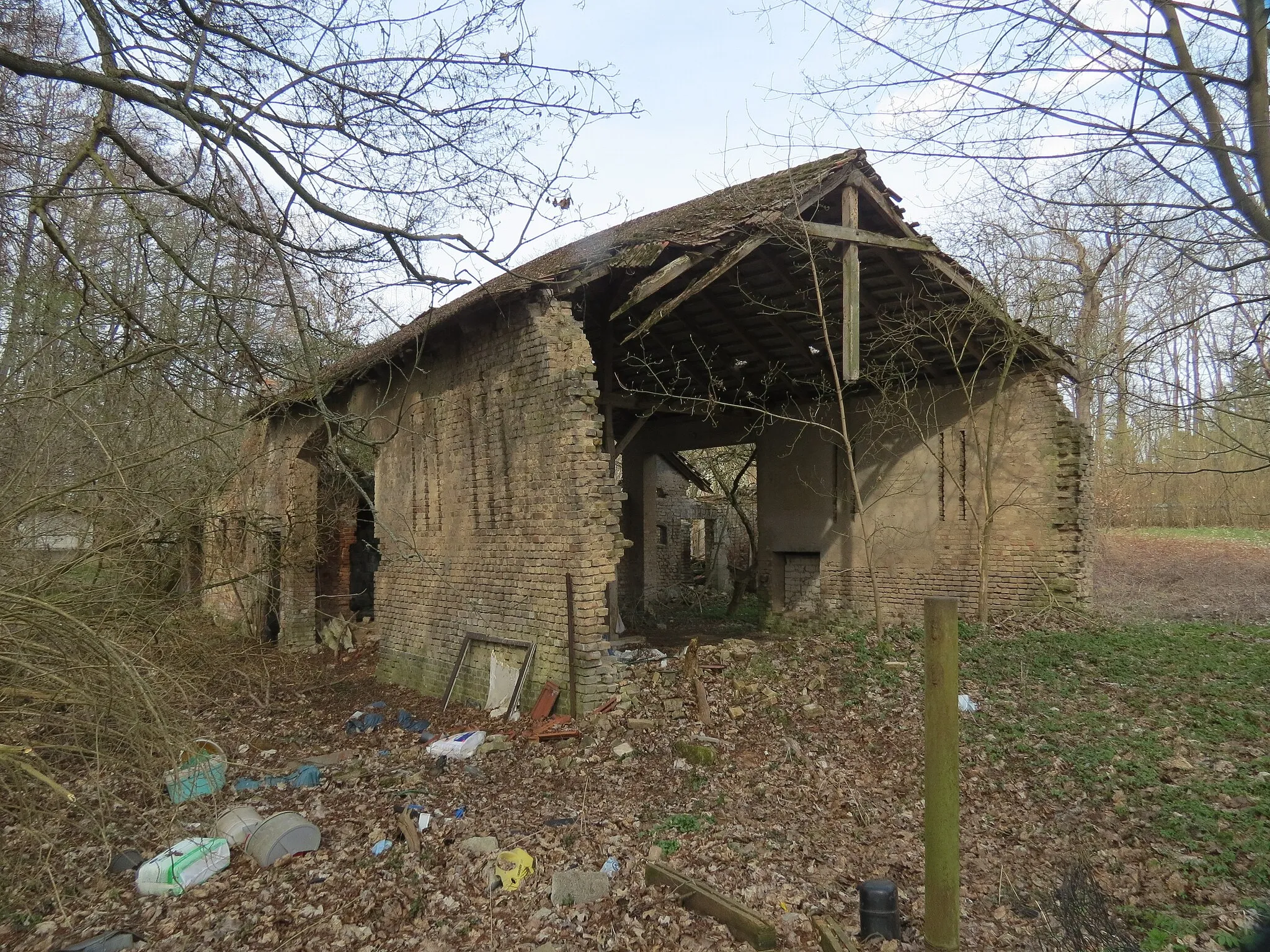 Photo showing: Kleine Mühle, Ruine der ehemalige Wassermühle und Bäckerei, OT Egsdorf, Stadt Teupitz, Lkr. Dahme-Spreewald, Brandenburg