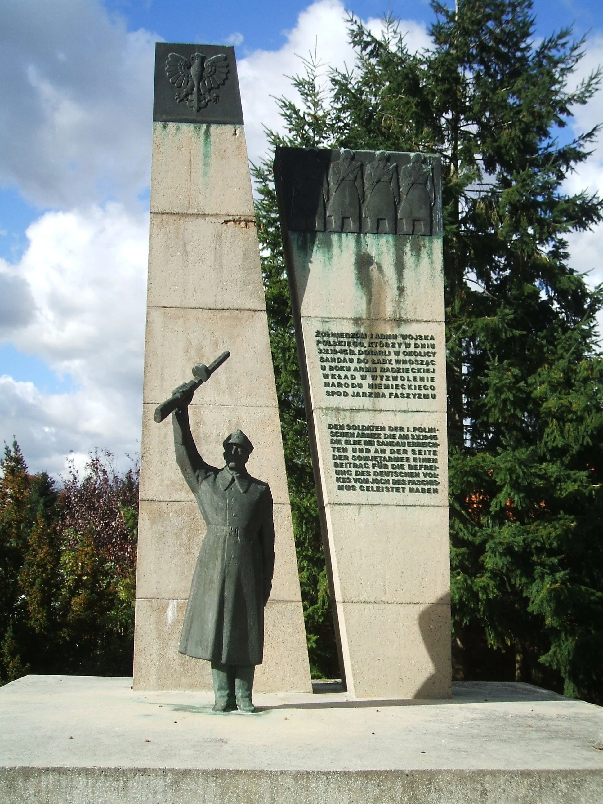 Photo showing: Monument for the 1. Polish Army in Sandau (Elbe), Germany.