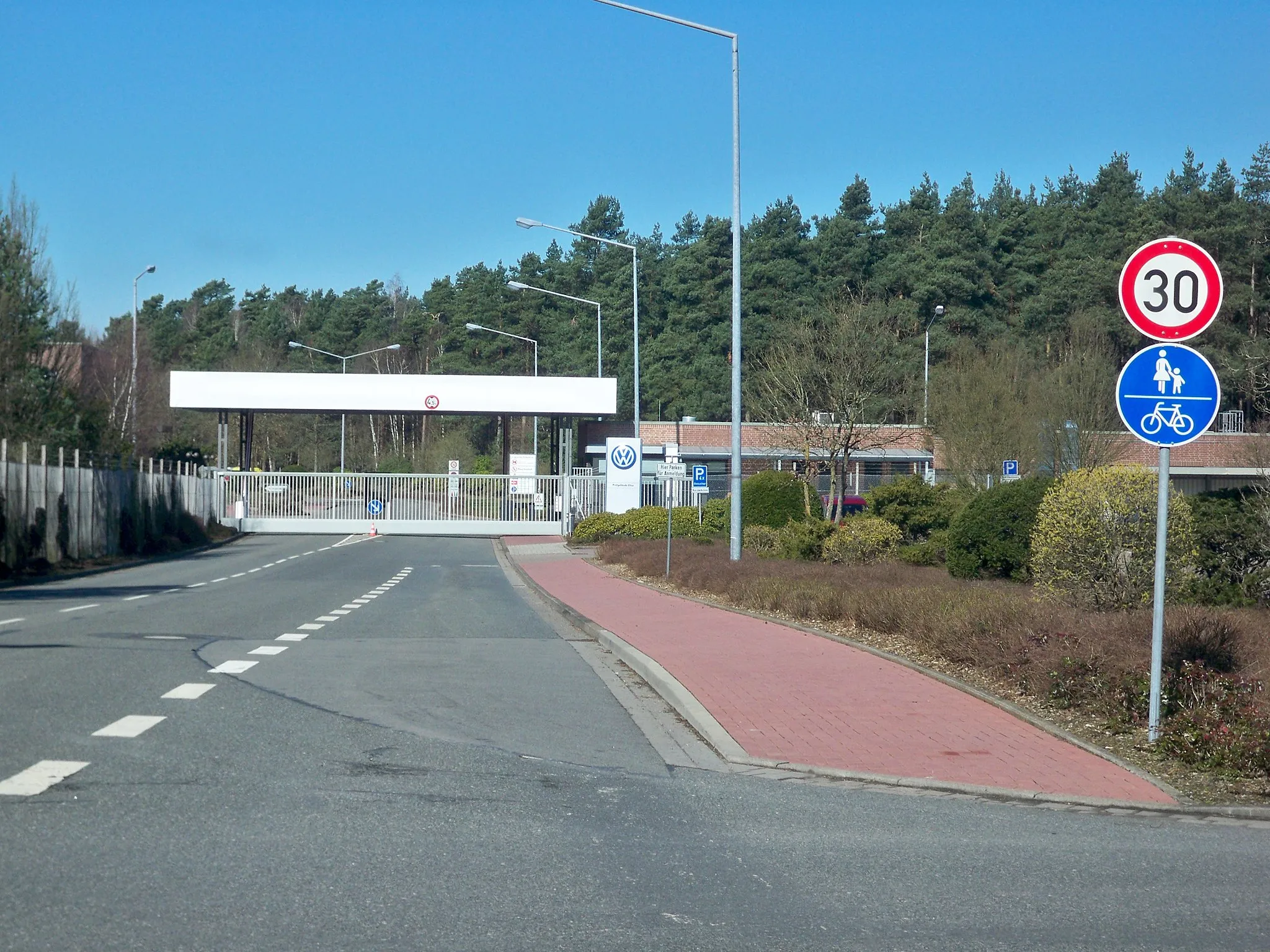Photo showing: Ehra-Lessien, Lower Saxony, main gate to VW area for test drives