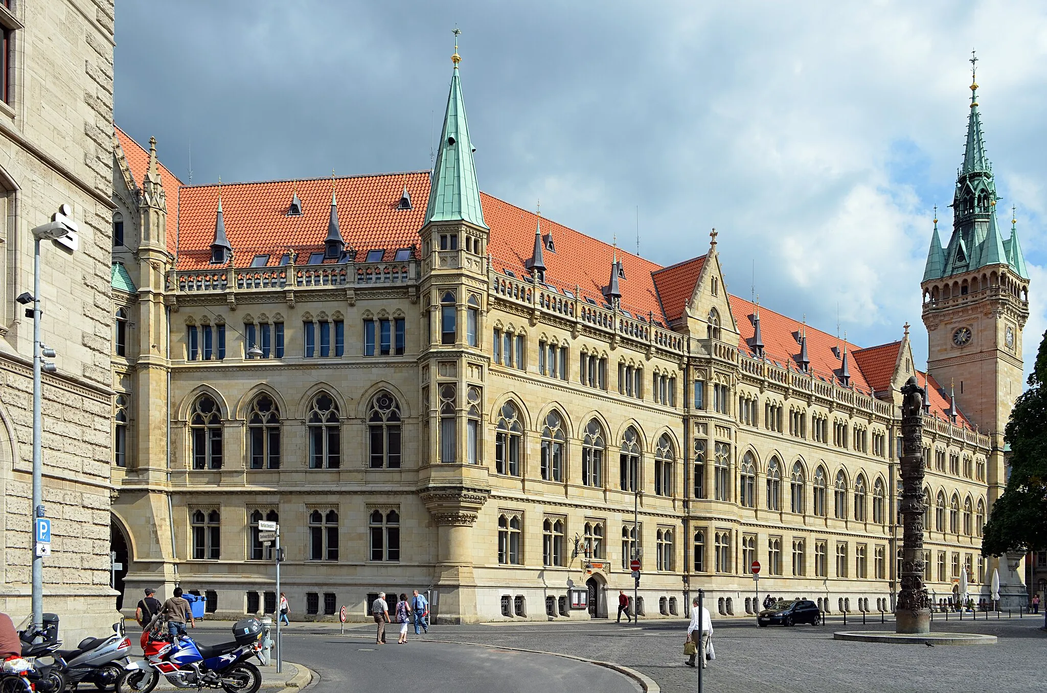 Photo showing: Braunschweig: Rathaus, Westseite