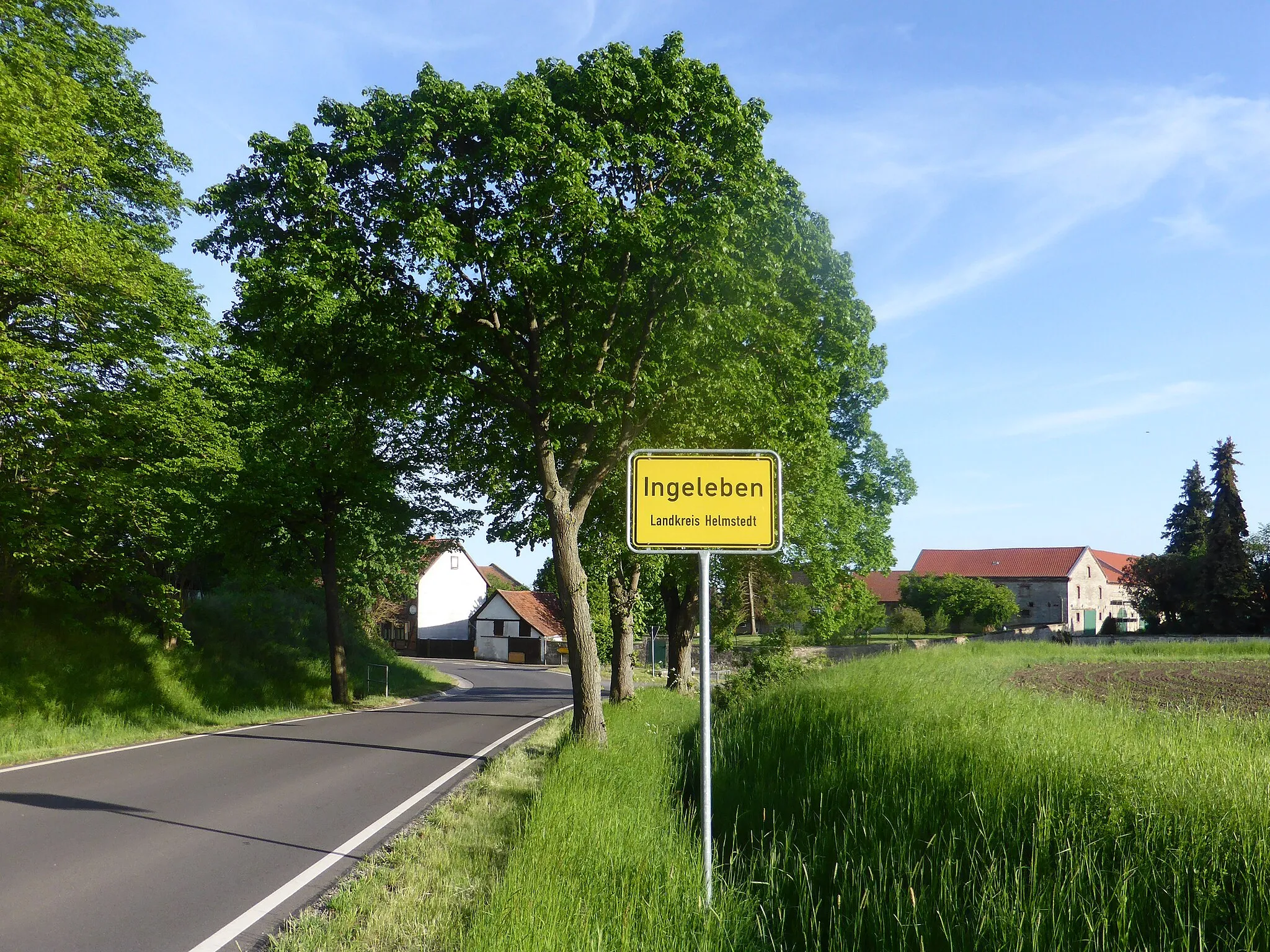 Photo showing: Ortseingang von Ingeleben.