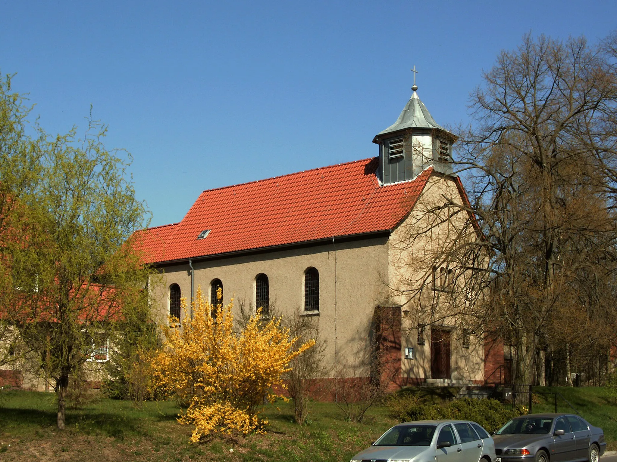 Photo showing: Katholische KIrche St. Bernward in Sommerschenburg, Ortsteil von Sommersdorf