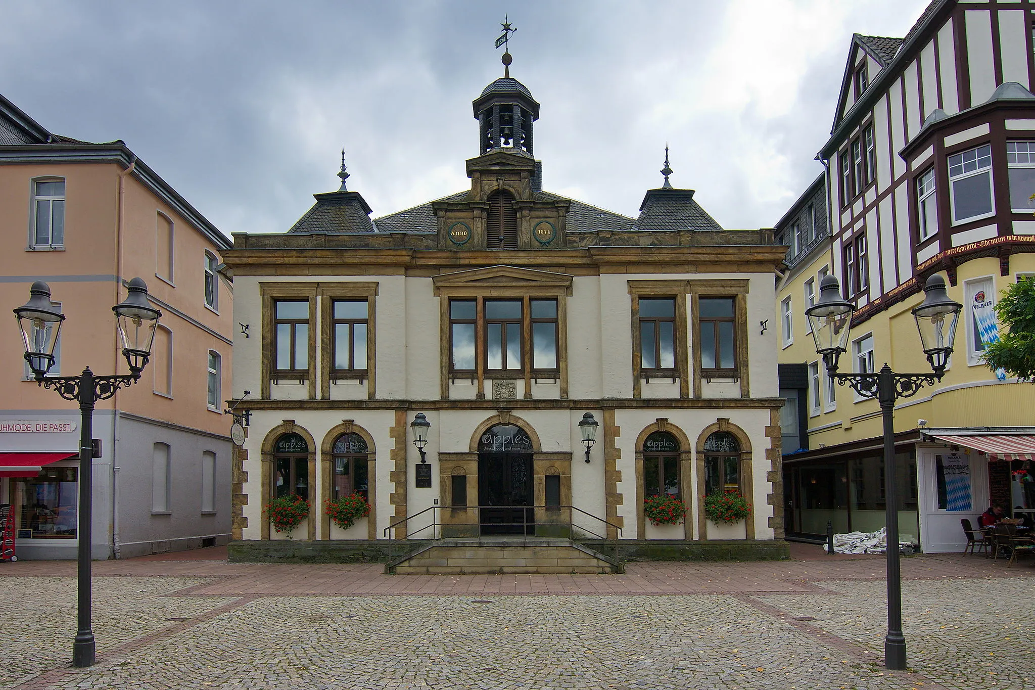 Photo showing: Das Alte Rathaus von 1827 befindet sich am Marktplatz in Peine auf dem gleichen Platz wie die Vorgängergebäude.