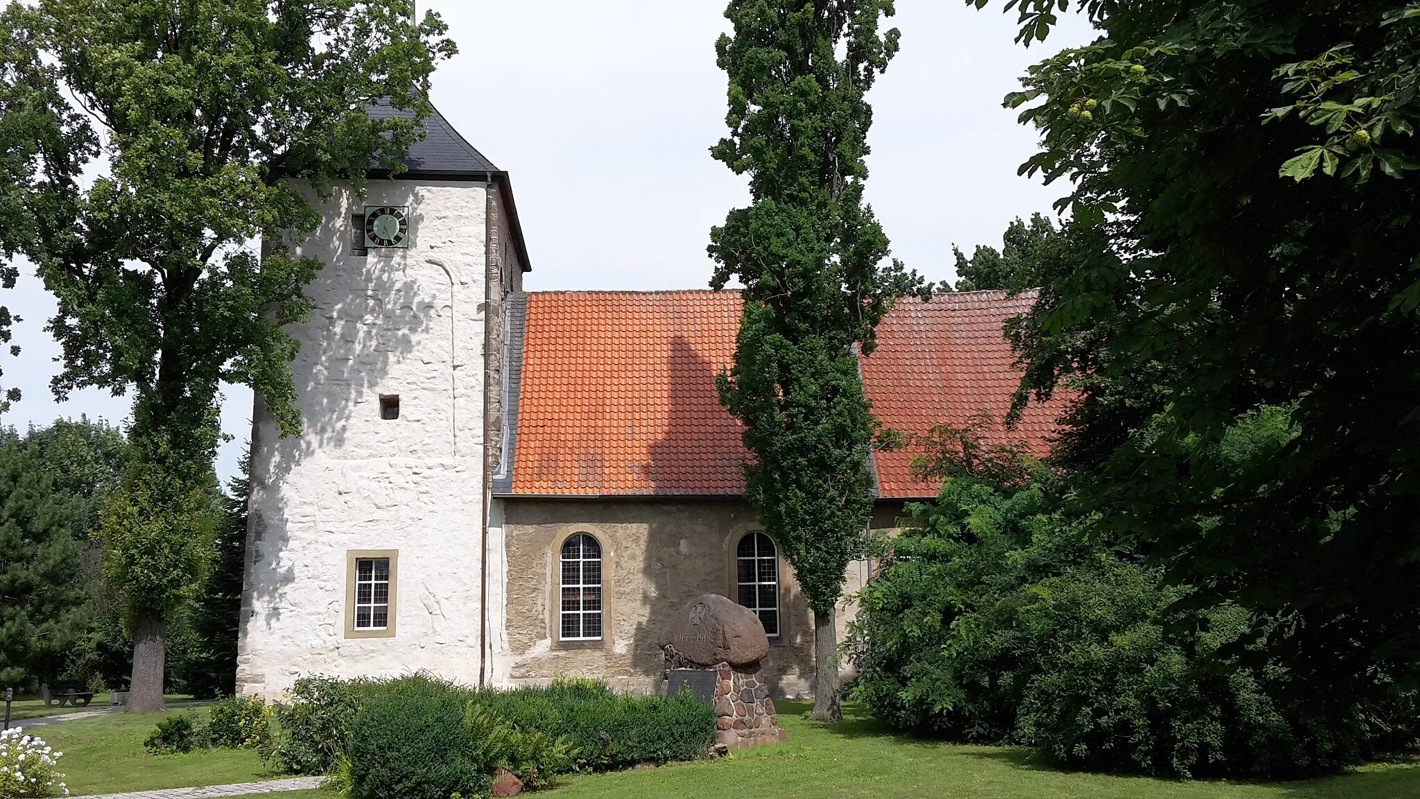 Photo showing: Evangelische Kirche Sauingen, Salzgitter, Niedersachsen, Deutschland.