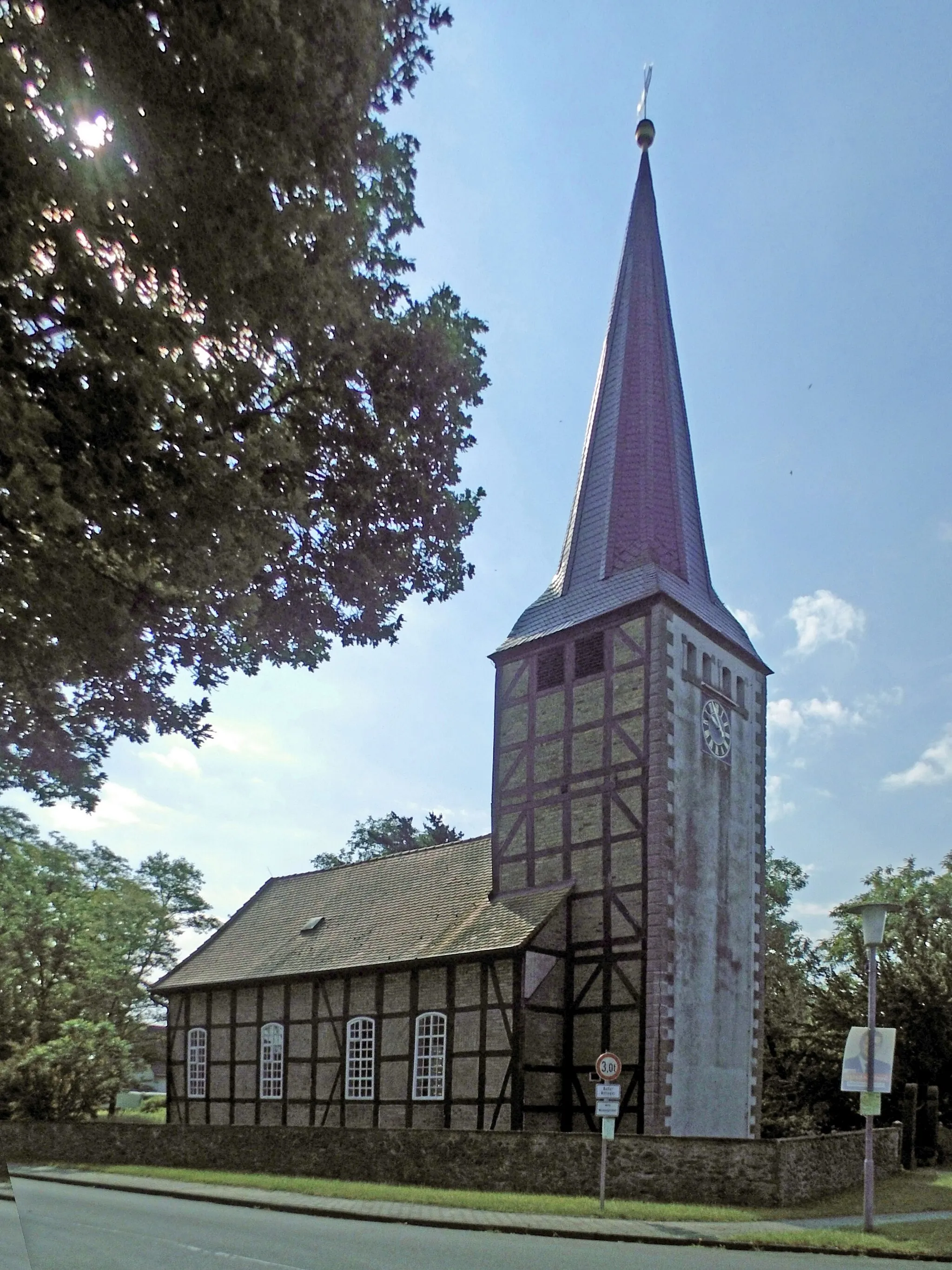 Photo showing: Evangelisch-lutherische Kirche in Dannefeld bei Gardelegen (Sachsen-Anhalt)