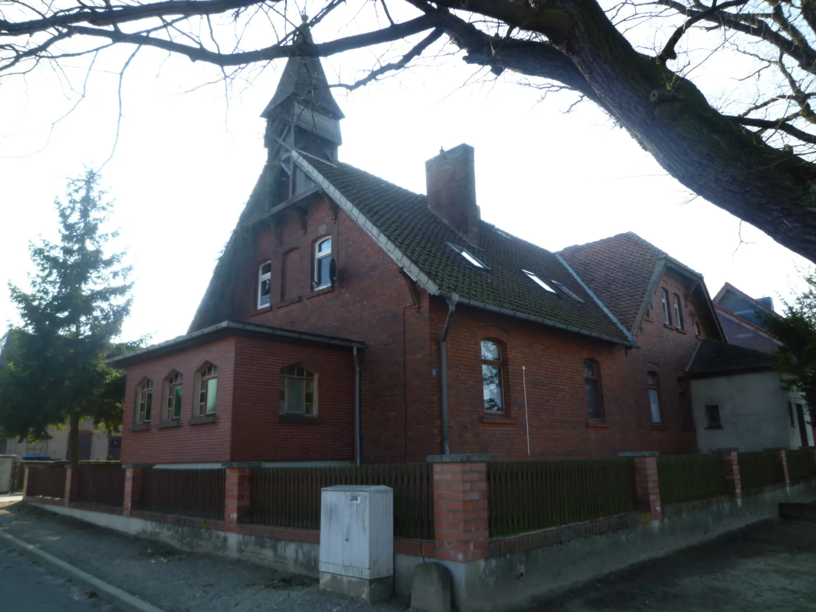 Photo showing: Das ehemalige Schulhaus in Mannhausen (Calvörde) 2011