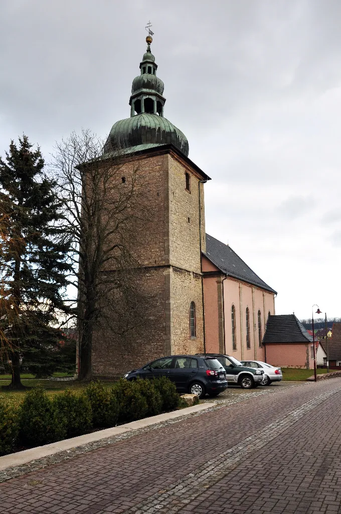 Photo showing: Kirche in Heuthen