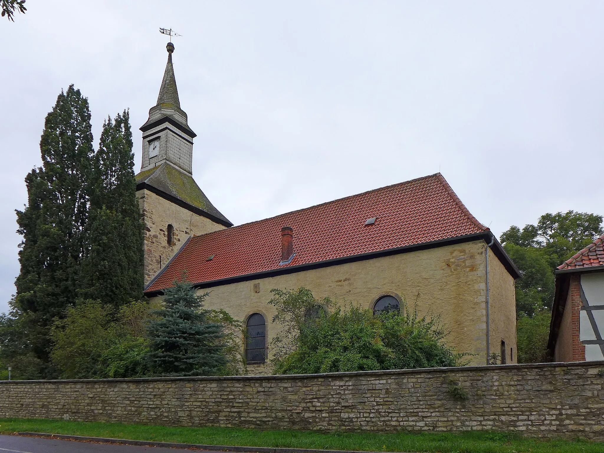 Photo showing: die Kirche