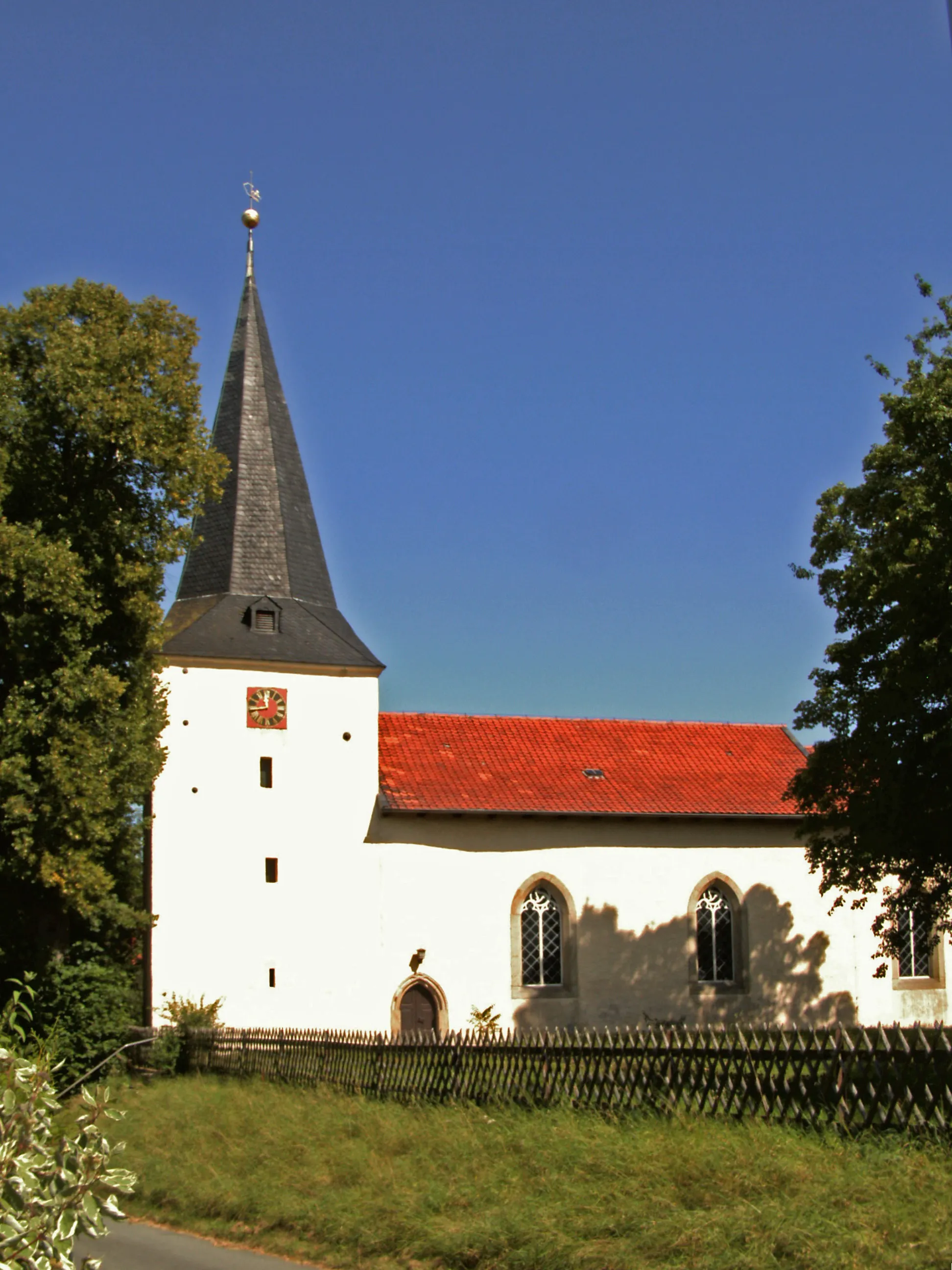 Photo showing: Evangelisch-lutherische Kirche in Ostharingen, Landkreeis Goslar