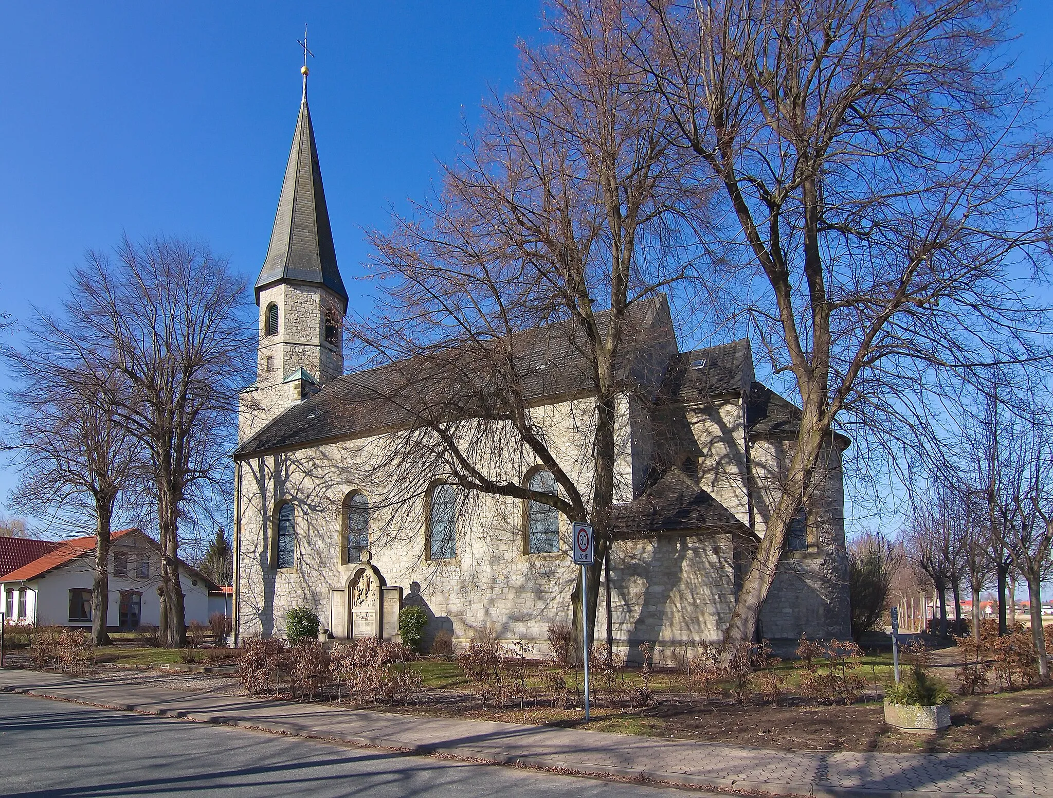 Photo showing: St.-Nikolaus-Kirche in Machtsum (Harsum), Niedersachsen, Deutschland