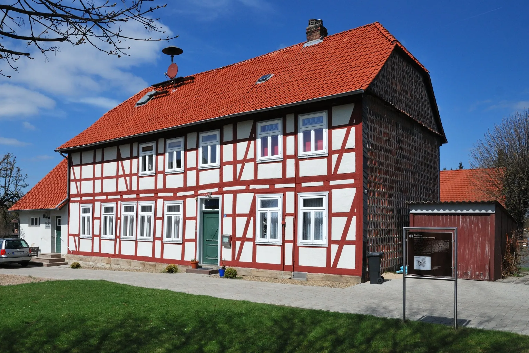 Photo showing: Alte Schule in Stiddien (Braunschweig)