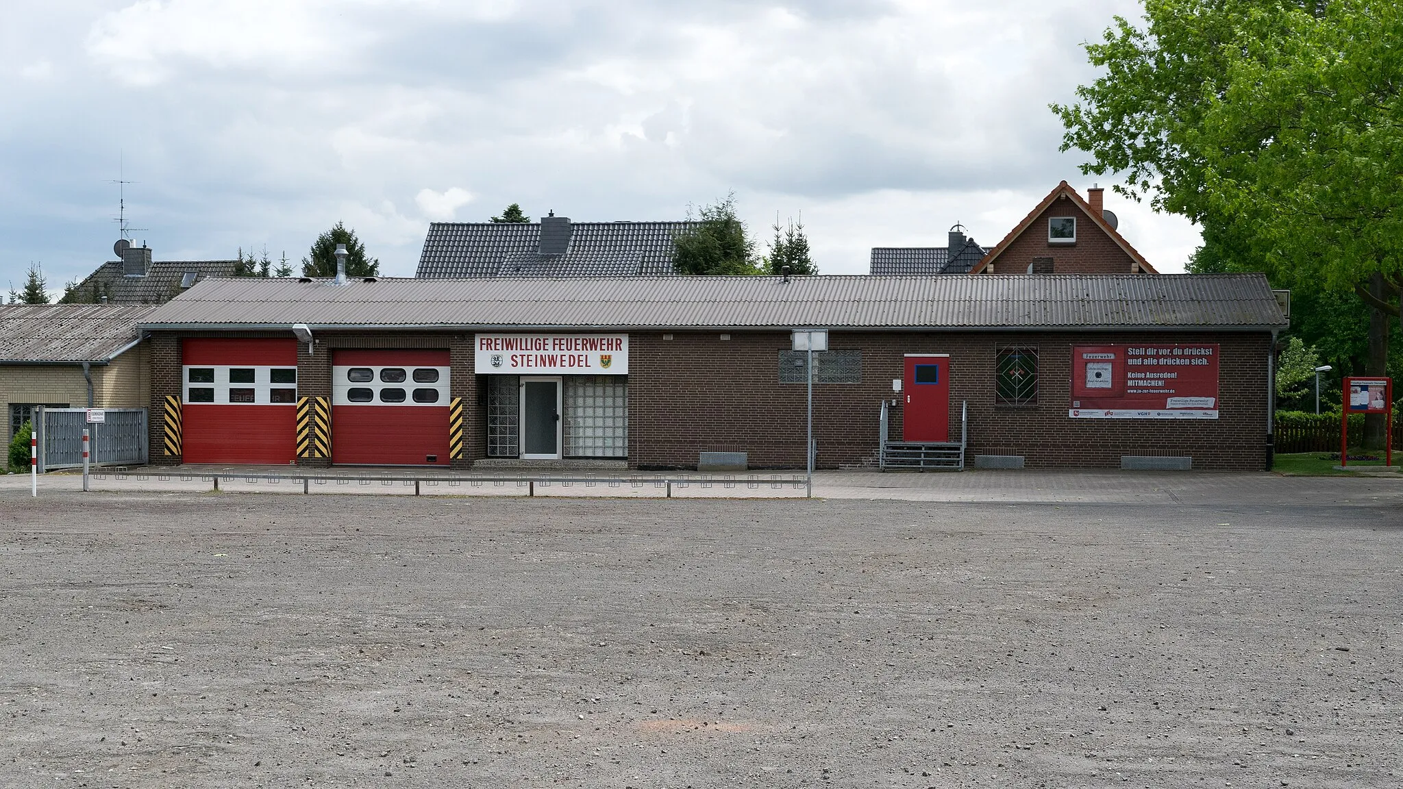 Photo showing: Haus der Freiwilligen Feuerwehr in Steinwedel