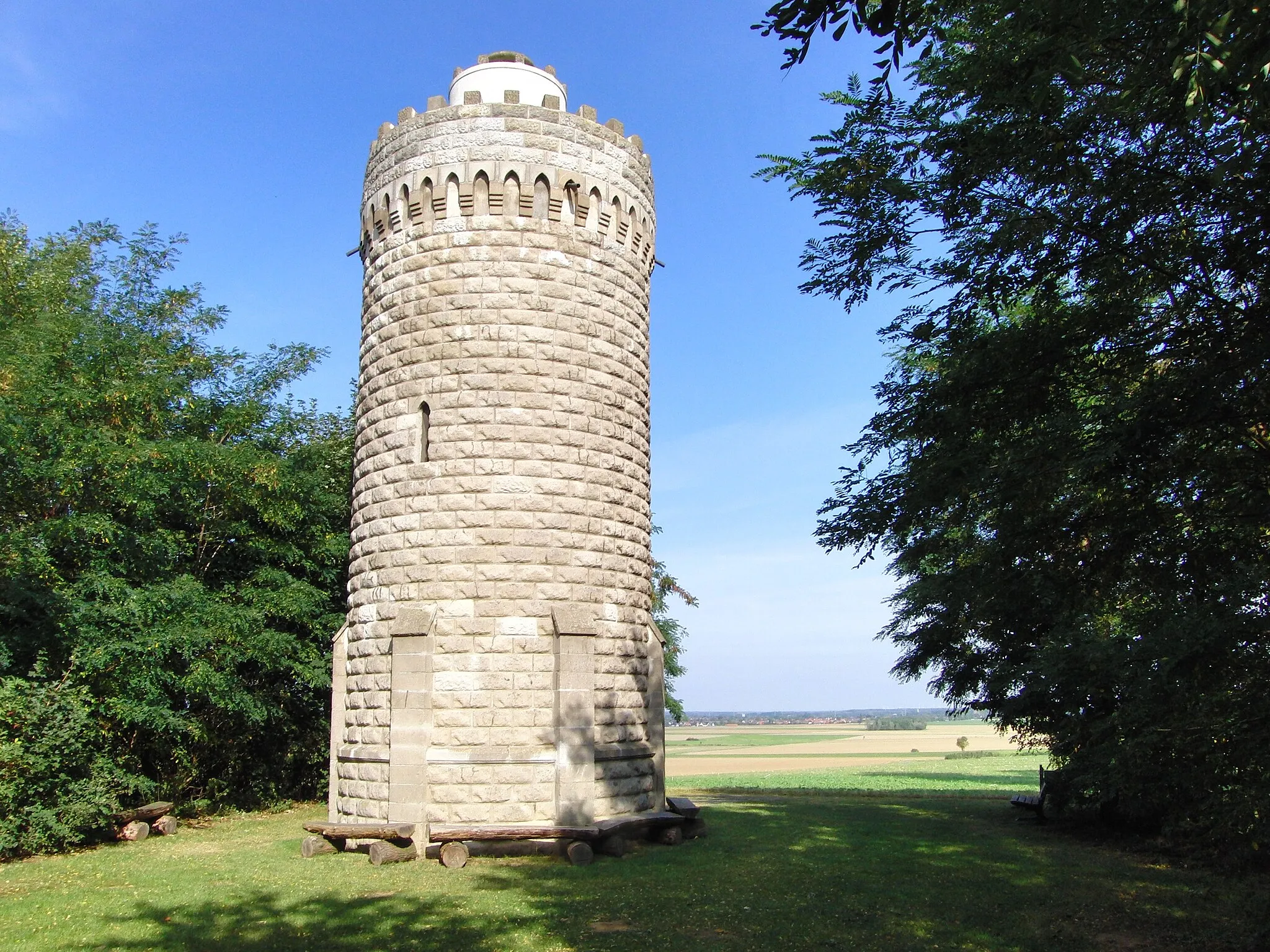 Photo showing: The back side of the Bismarck tower near Oberg (Lahstedt) in Kreis Peine.