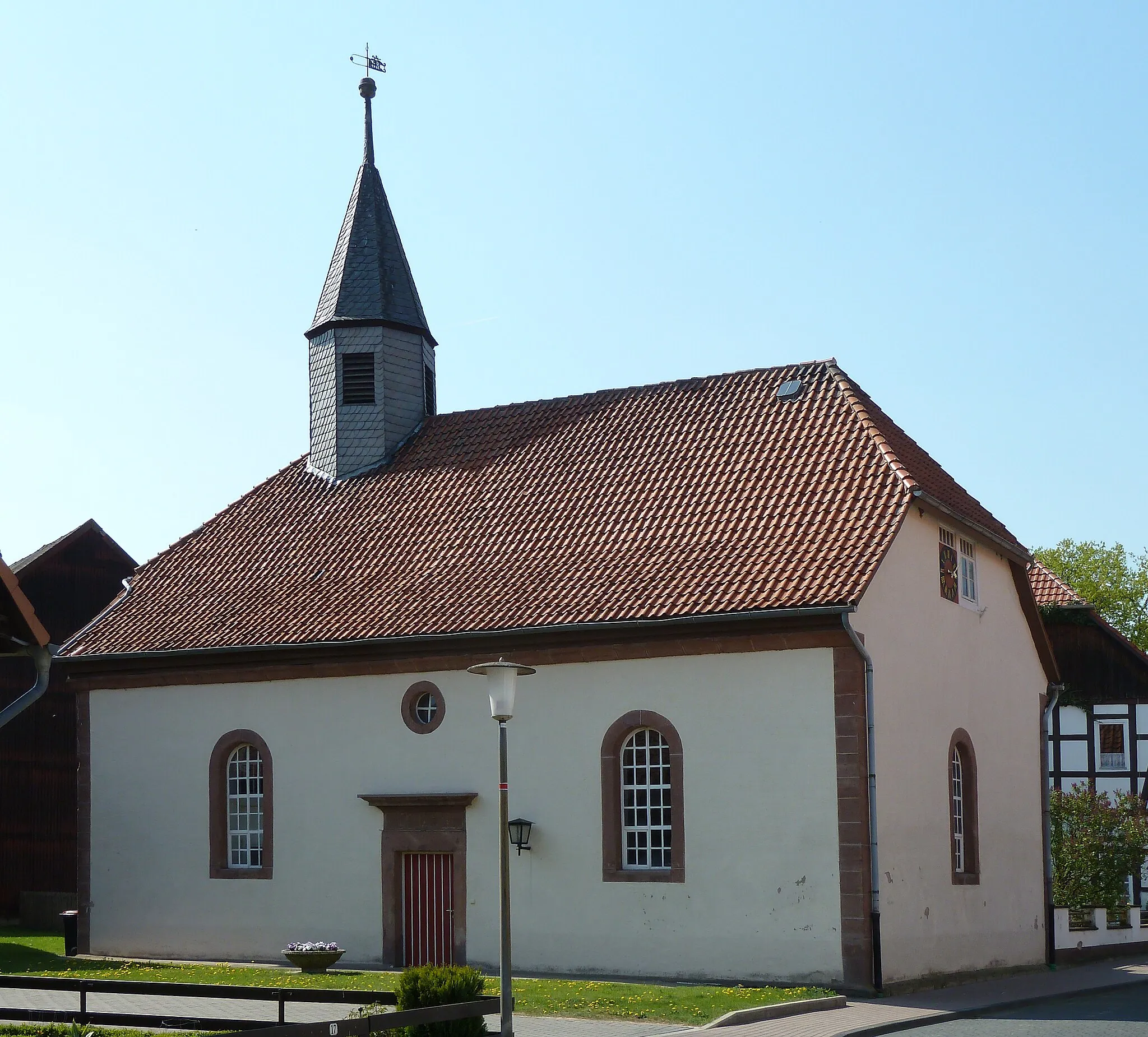 Photo showing: Ev.-ref. Kirche in Holzerode, Gemeinde Ebergötzen, Niedersachsen. Erbaut 1738