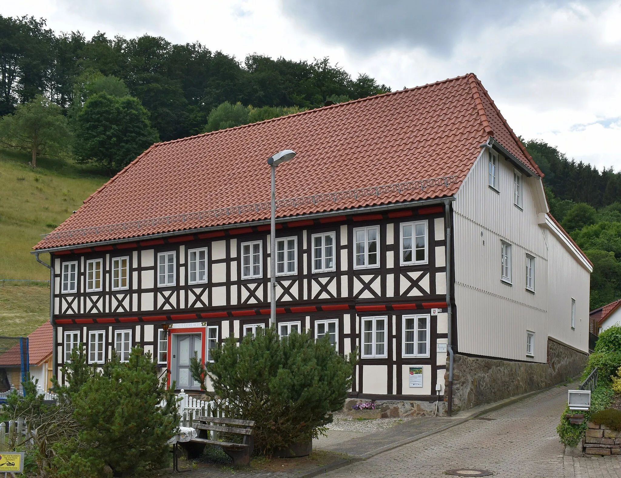 Photo showing: Denkmalgeschütztes Fachwerkhaus in Wieda.