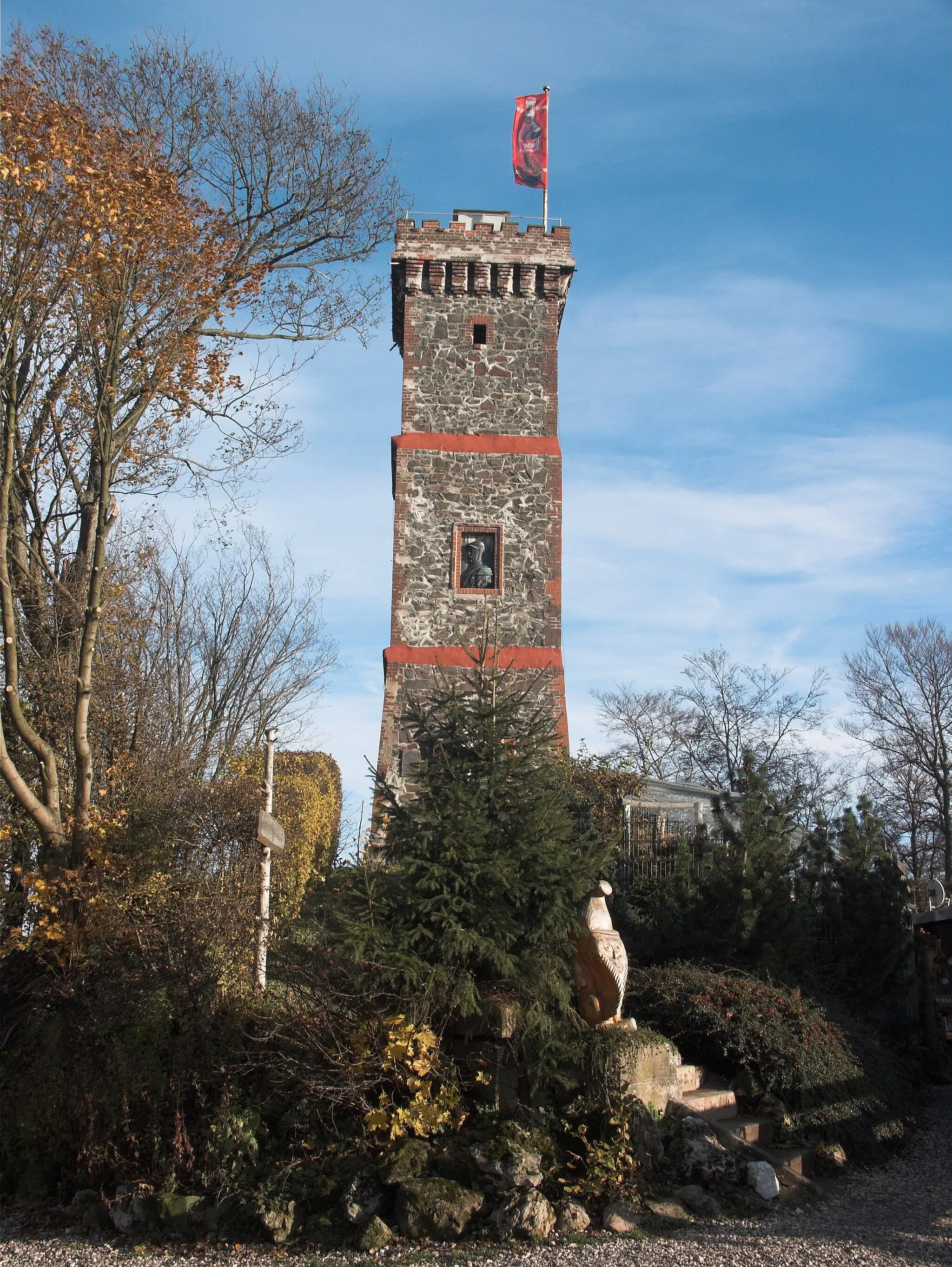 Photo showing: Westseite des Bismarckturms in Bad Lauterberg