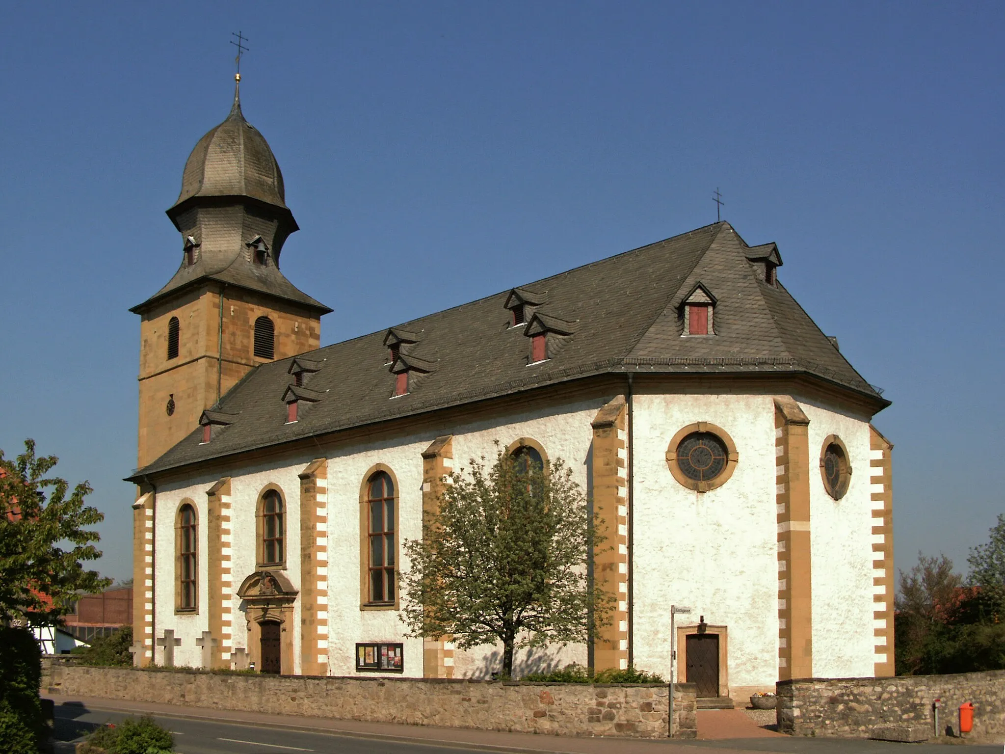 Photo showing: Katholische Kirche St. Cosmas und Damian in Groß Düngen, Ortsteil von Bad Salzdetfurth