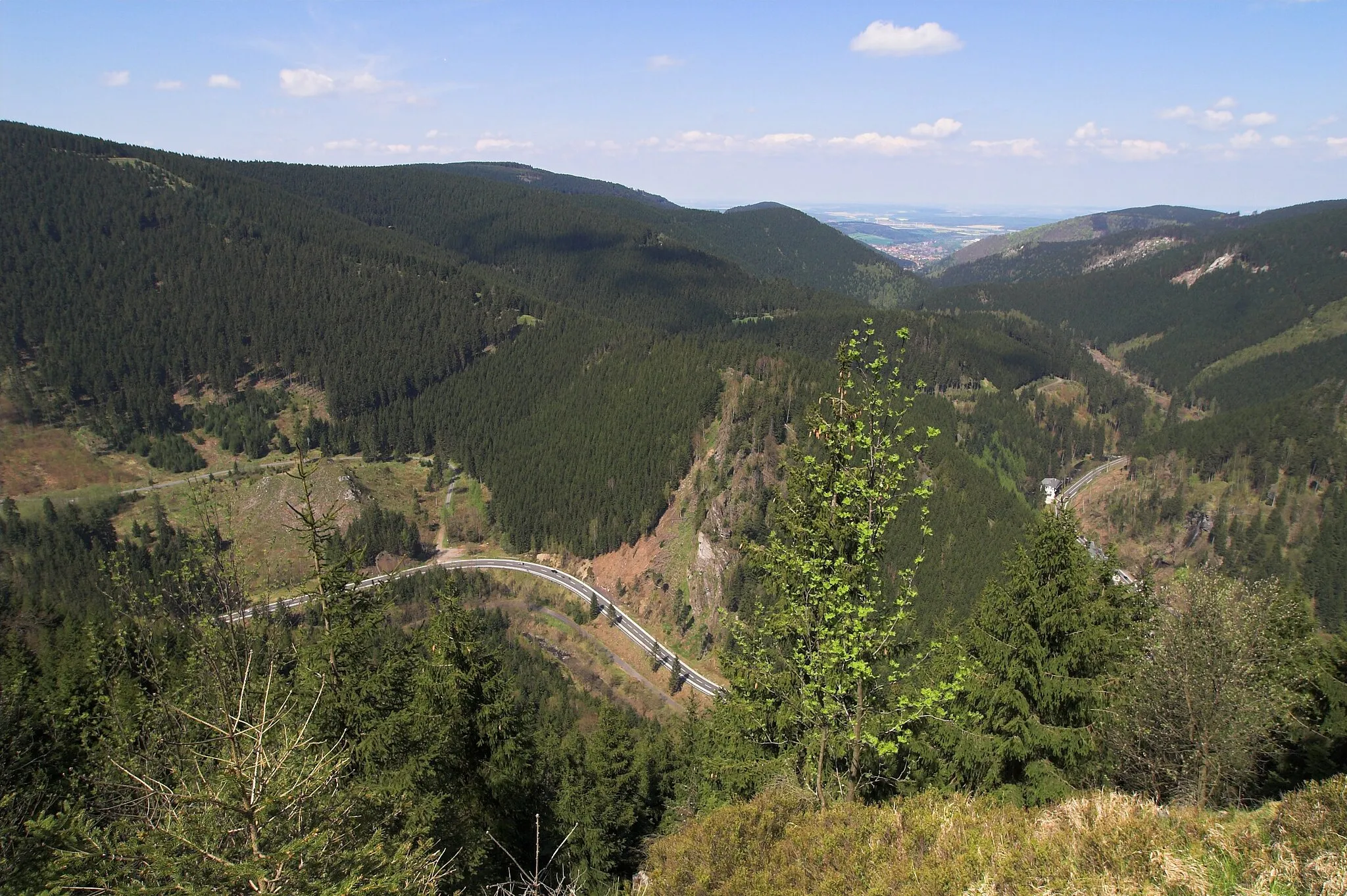 Photo showing: Blick auf das Okertal bei Romkerhall von den Ahrendsberger Klippen