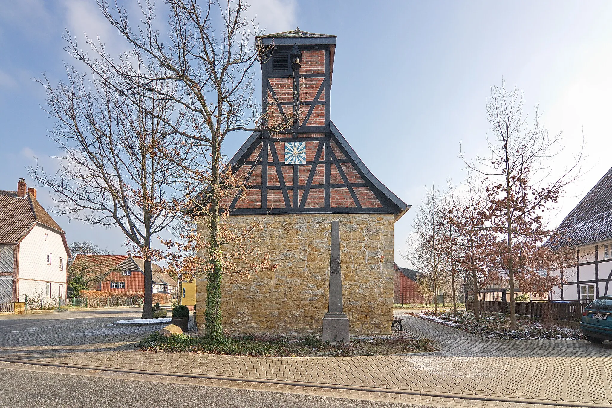 Photo showing: Die Alte Kapelle aus dem 15. Jhd. in Bülten (Ilsede), Niedersachsen, Deutschland dient heute als Trauzimmer des Standesamt Ilsede