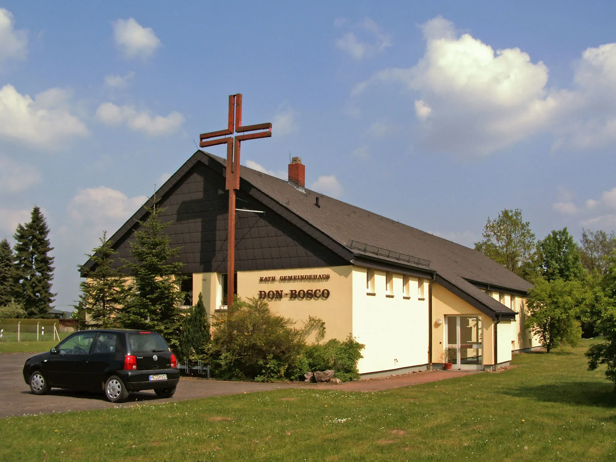 Photo showing: Katholische Kirche Hl. Don Bosco in Braunschweig, Stadtteil Hondelage