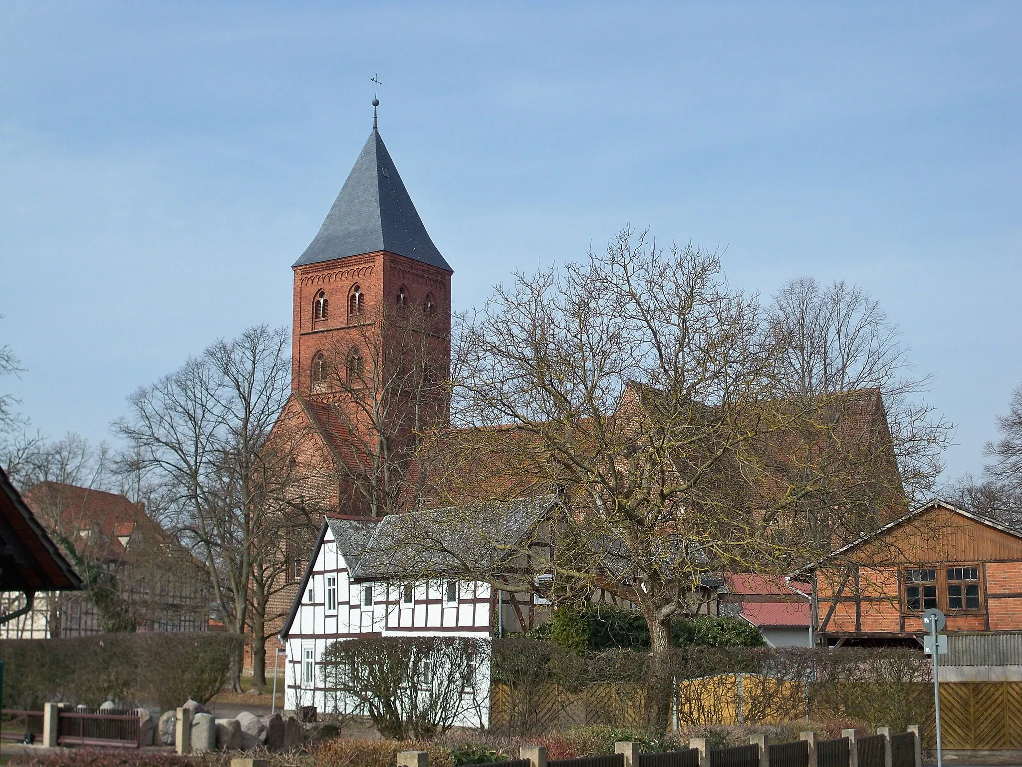 Photo showing: Diesdorf, Saxony-Anhalt, church from south