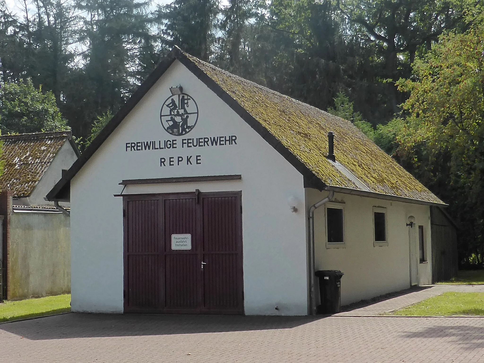 Photo showing: Feuerwehrhaus in Repke.