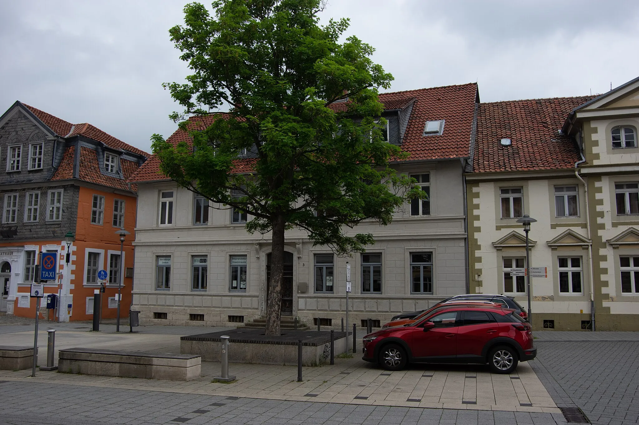 Photo showing: Königslutter am Elm in Niedersachsen. Das Haus (Adresse steht im Dateinamen) steht unter Denkmalschutz.