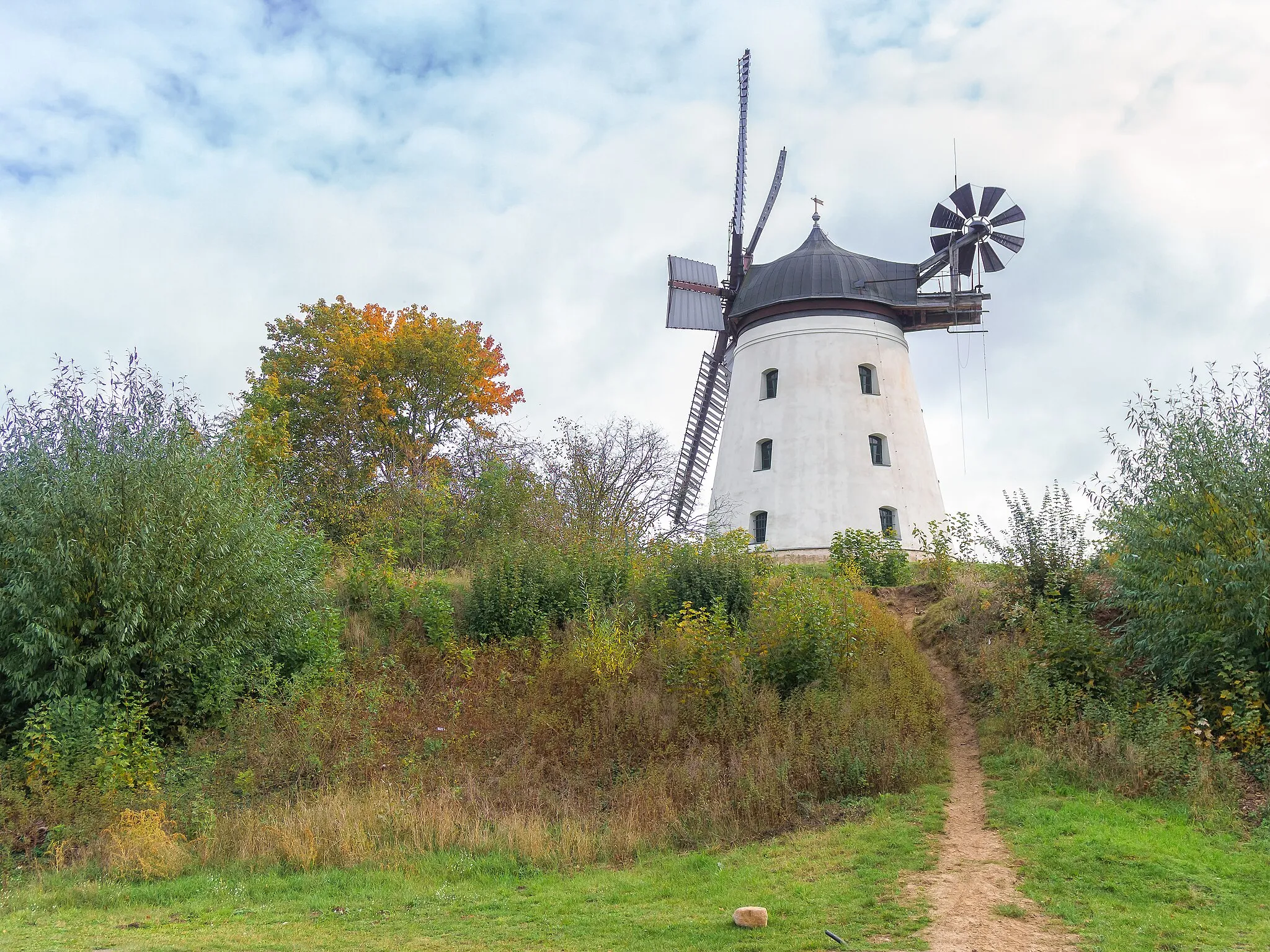 Photo showing: Fünfflügelige Holländer-Windmühle in Lehre OT Wendhausen