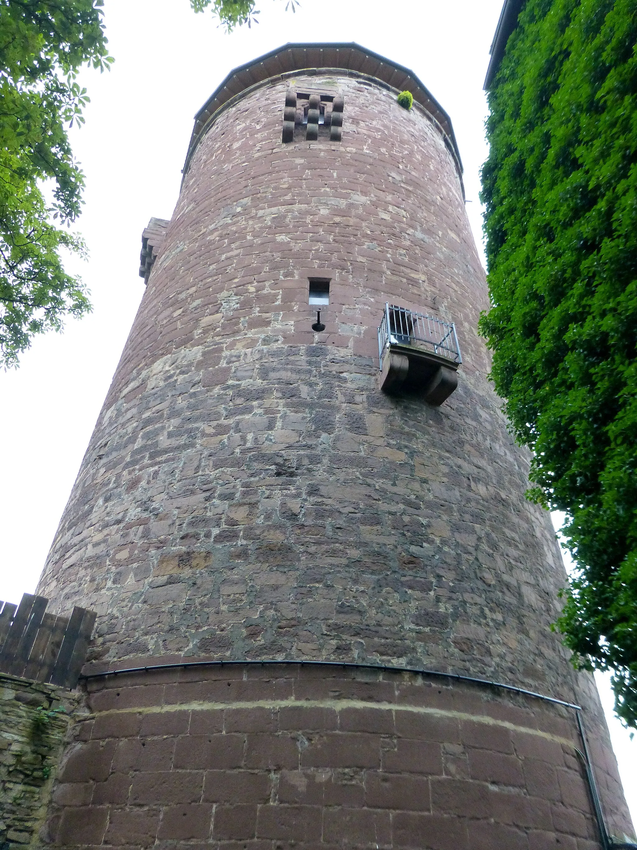 Photo showing: Bergfried der Burg Trendelburg (Rapunzelturm)