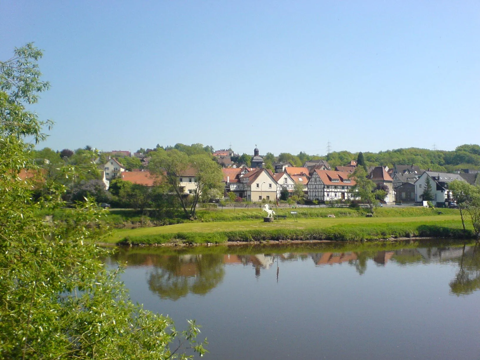 Photo showing: Village Speele with river Fulda. Speele is located between Kassel and Hann. Münden