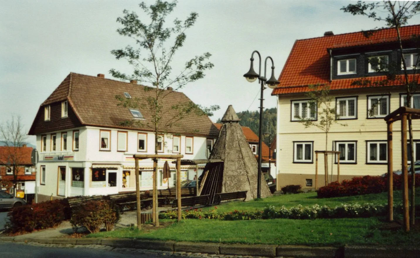Photo showing: Market Place, Lautenthal, Harz Mountains, Germany