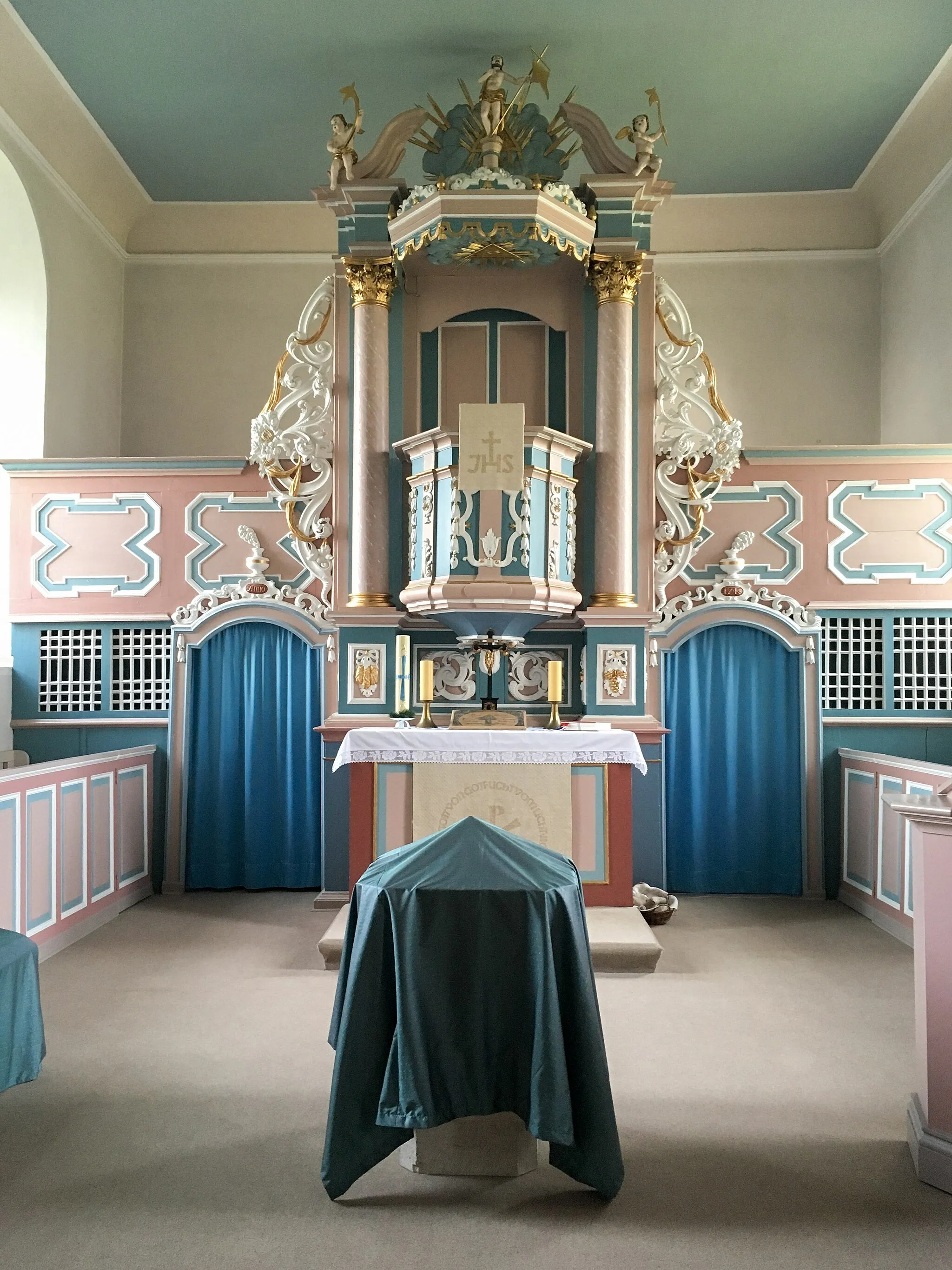 Photo showing: Altar der Christuskirche von Bleckenstedt