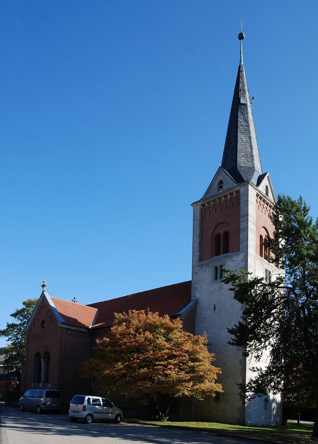 Photo showing: Kirche St. Petri und Johannis in Waggum (Braunschweig)