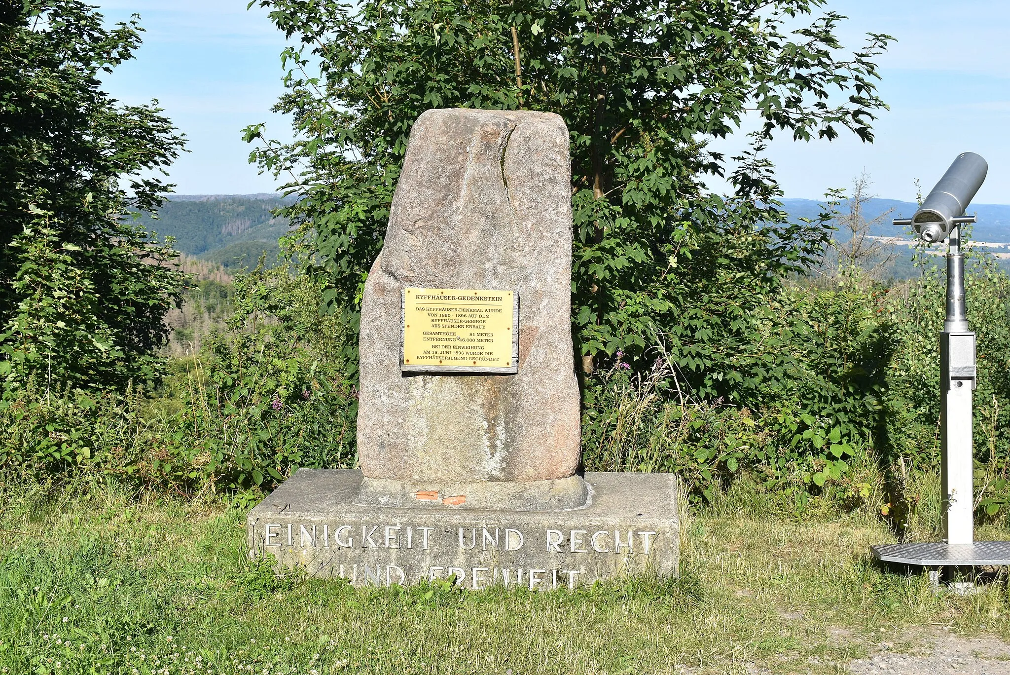 Photo showing: Denkmal auf dem Ravensberg bei Bad Sachsa