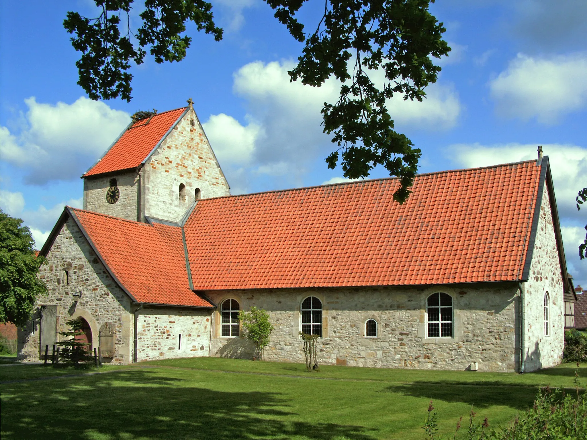 Photo showing: Evangelisch-lutherische Kirche St. Pankratius in Hehlingen, Ortsteil von Wolfsburg.