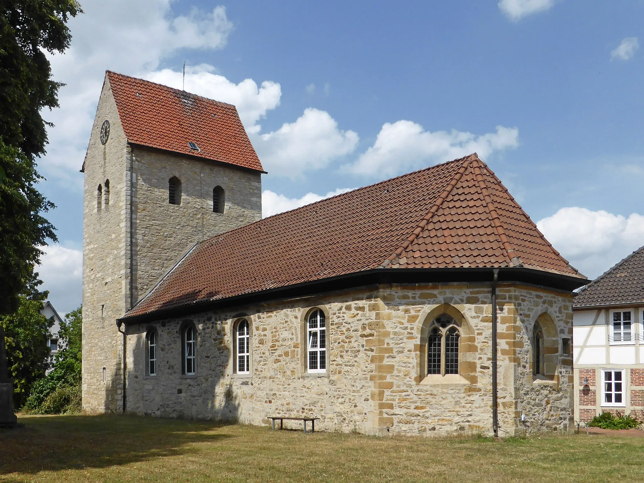 Photo showing: Evangelische St.-Petri-Kirche in Mörse.