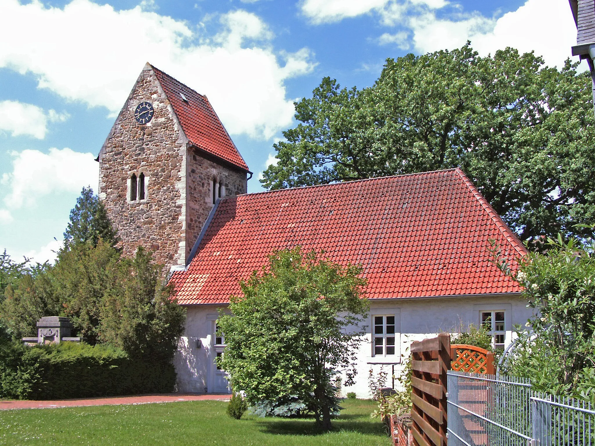 Photo showing: Evangelisch-lutherisache Kirche in Neindorf, Ortsteil von Wolfsburg