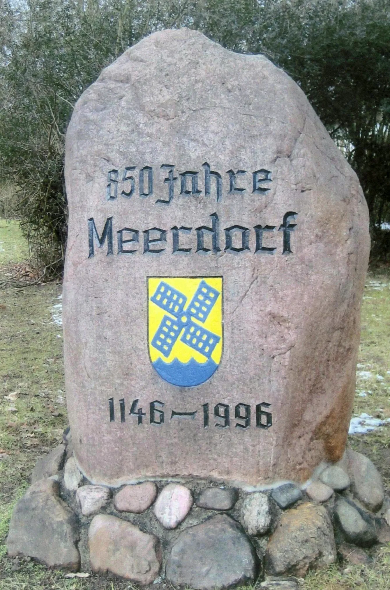 Photo showing: Jubiläumsstein Meerdorf