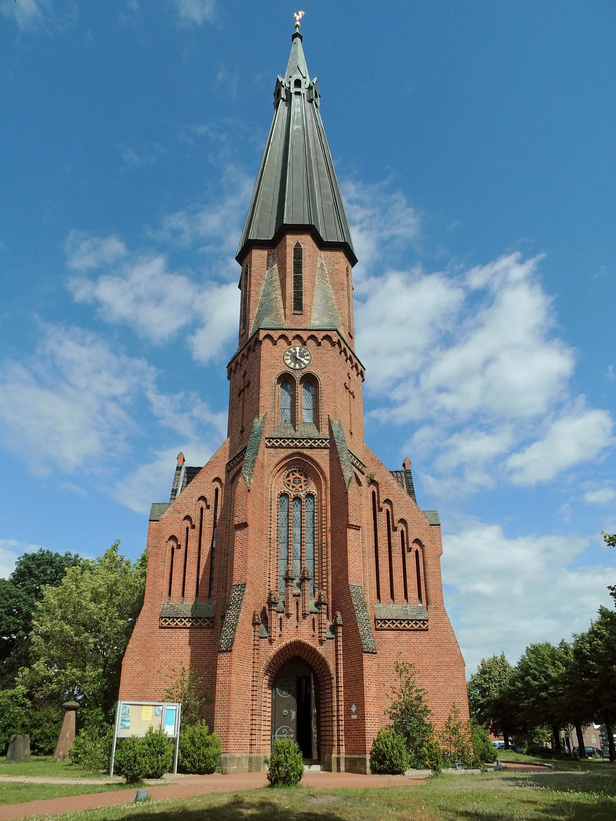 Photo showing: Evangelisch-lutherische St.-Marien-Kirche in Isenbüttel.