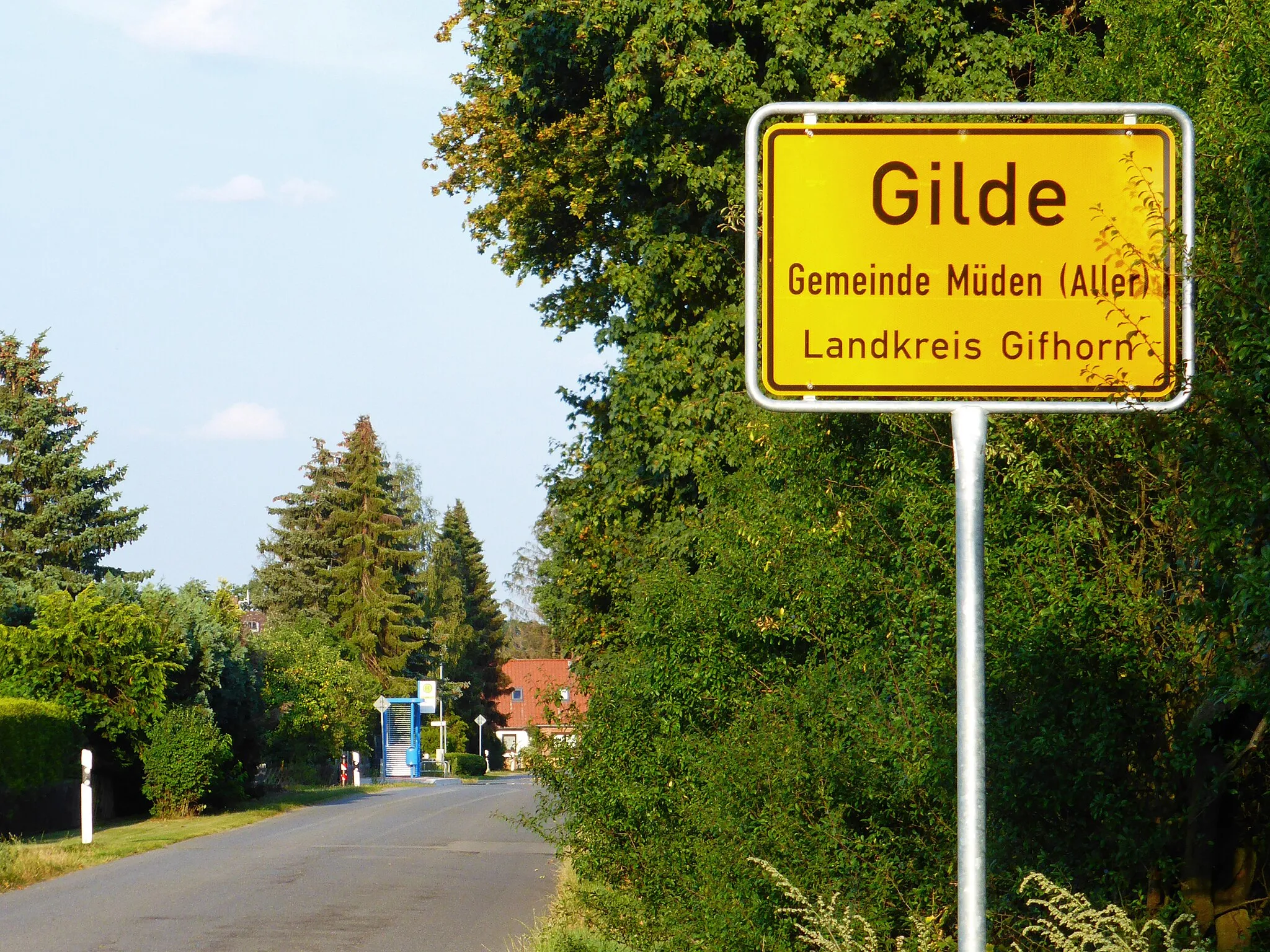 Photo showing: Westlicher Ortseingang von Gilde.