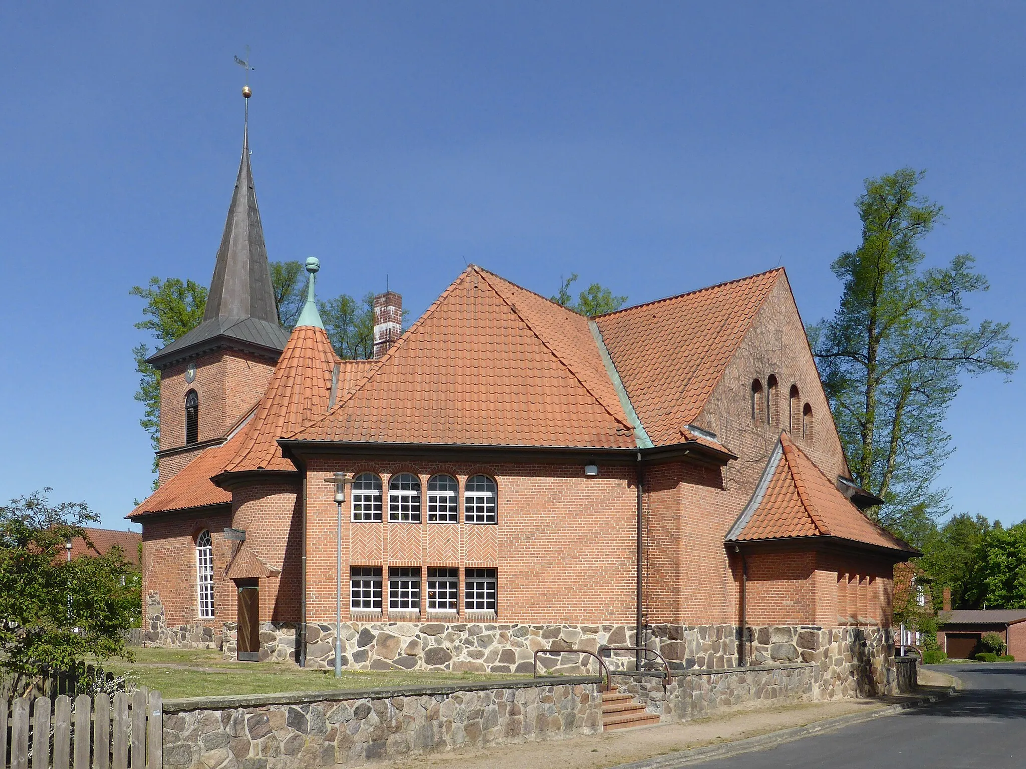 Photo showing: Ev.-luth. St.-Katharinen-Kirche in Knesebeck.