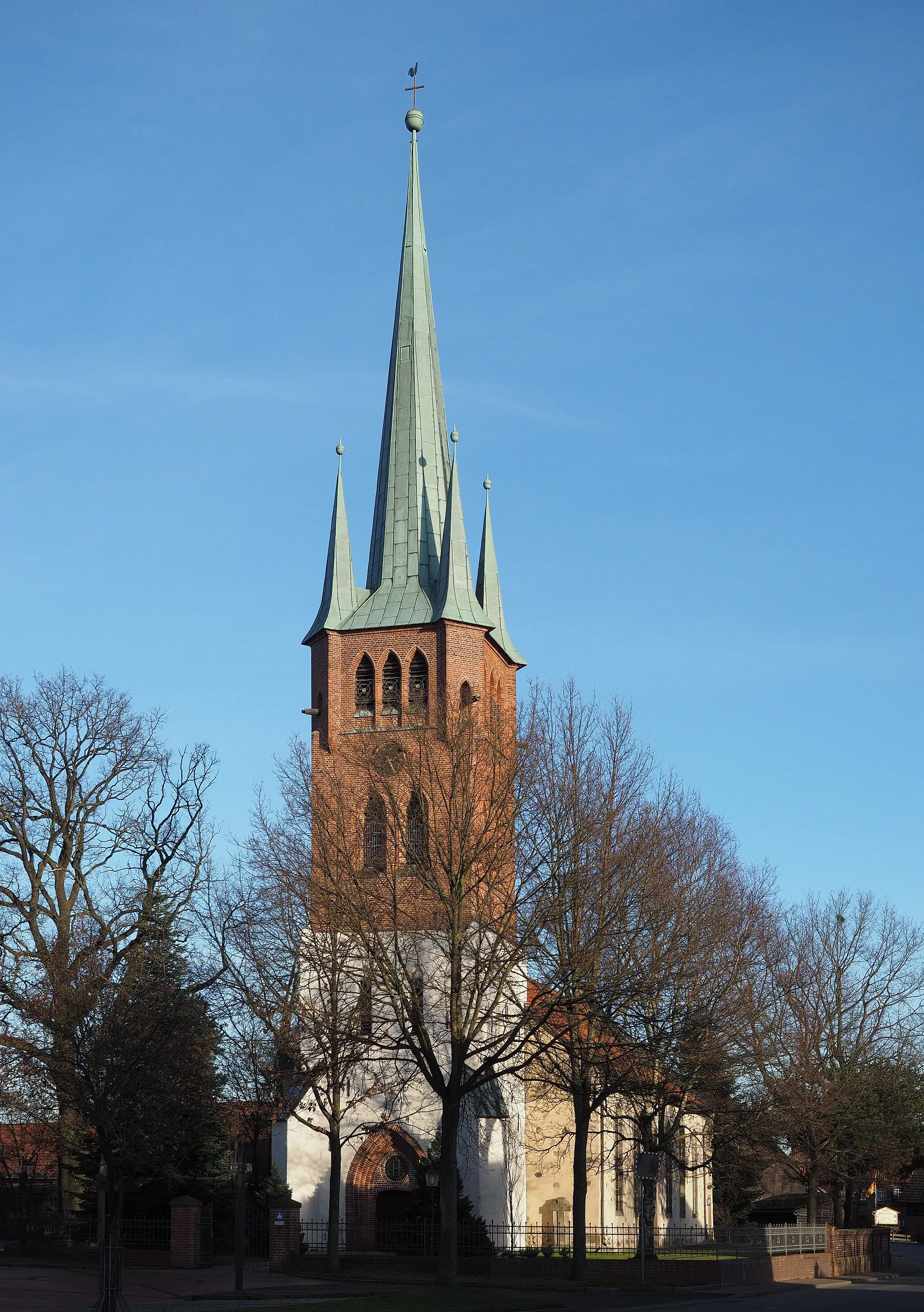 Photo showing: St Nicolai and Catherine Church, Wahrenholz, Germany