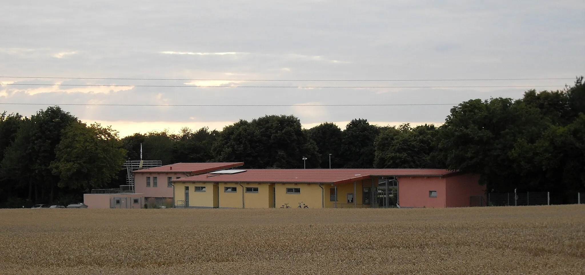 Photo showing: Funktionsgebäude der Badeanstalt in Hemkenrode, Gemeinde Cremlingen