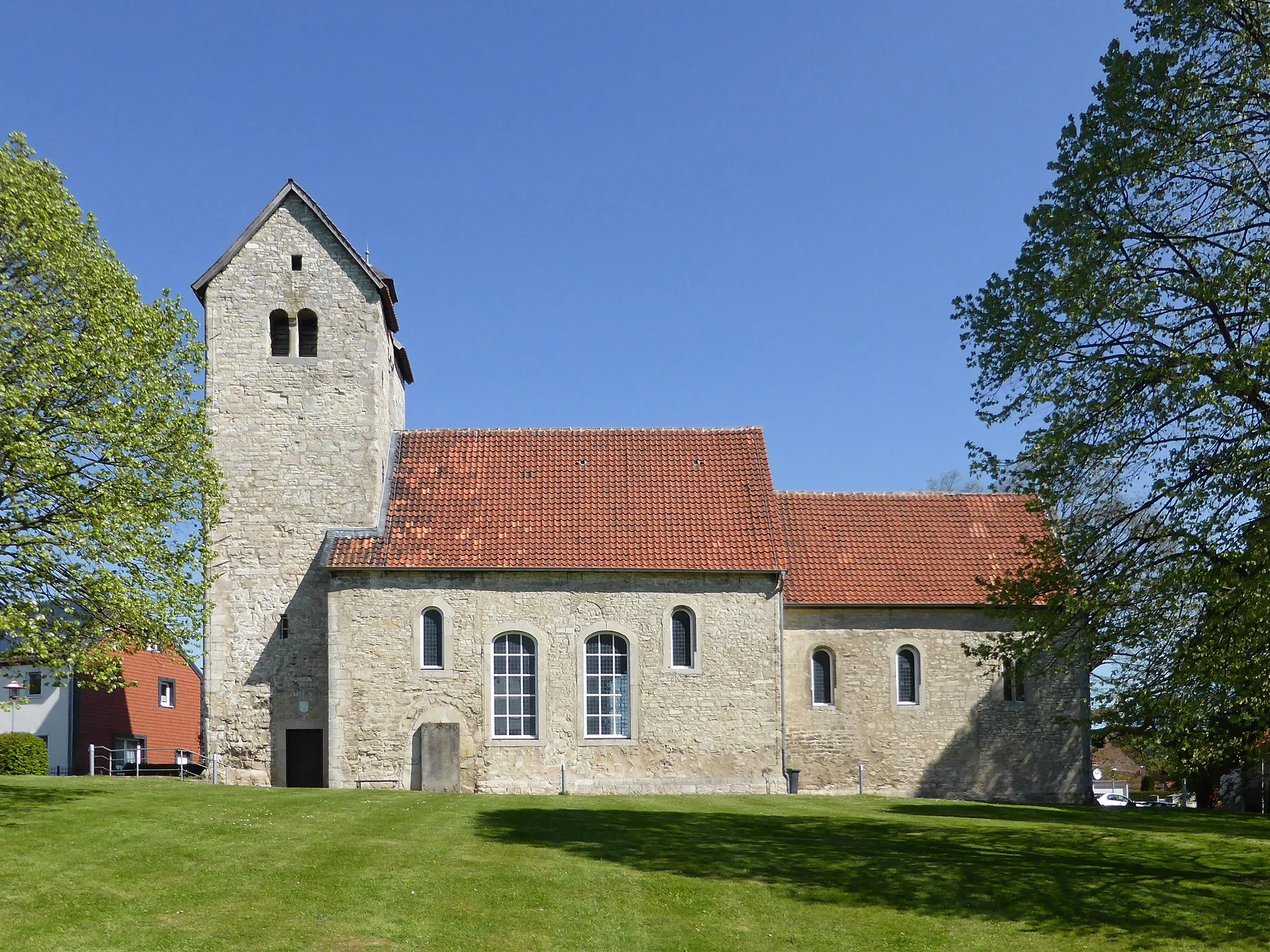 Photo showing: Evangelisch-lutherische Kirche St. Johannes Baptista in Evessen, Lkr., Wolfenbüttel.