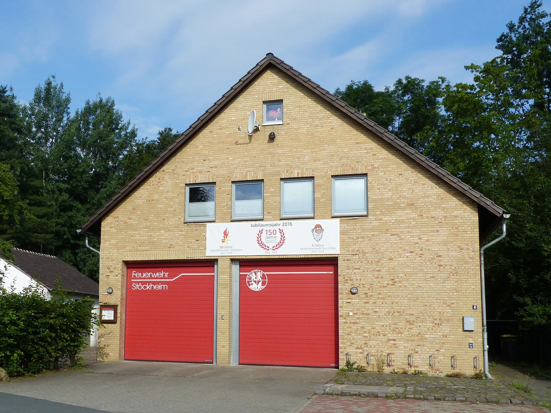 Photo showing: Gebäude der Freiwilligen Feuerwehr in BS-Stöckheim 2016.