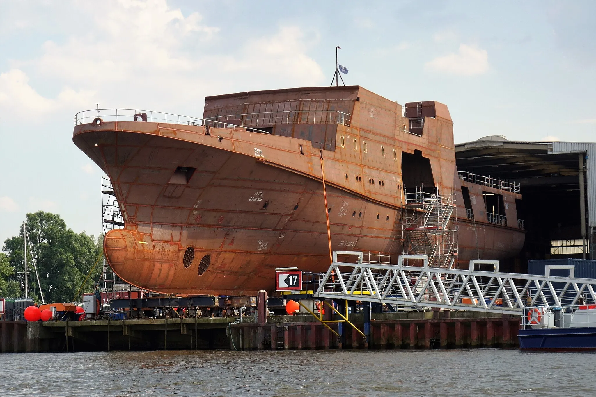 Photo showing: Potsdam under construction at Fassmer shipyard
